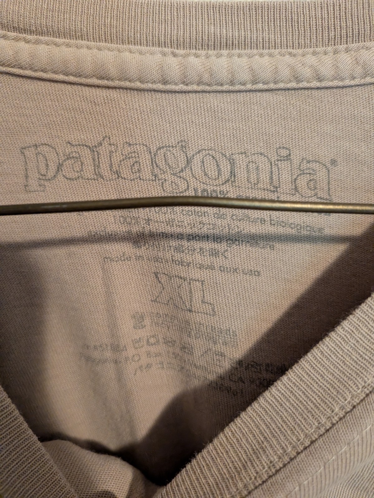 Patagonia Climate Counts Kill The Gas Pump Men’s Size XL Beige LS Organic Cotton
