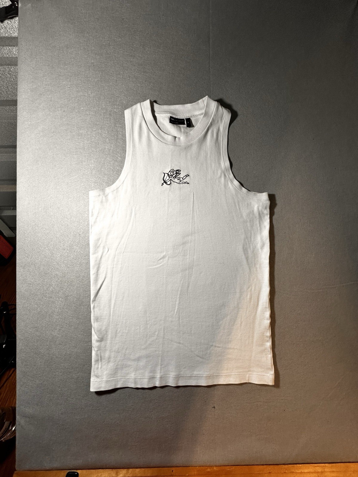 ASOS DESIGN Off White Ribbed Tank Top Cherub Cupid Embroidered Graphic Mens M
