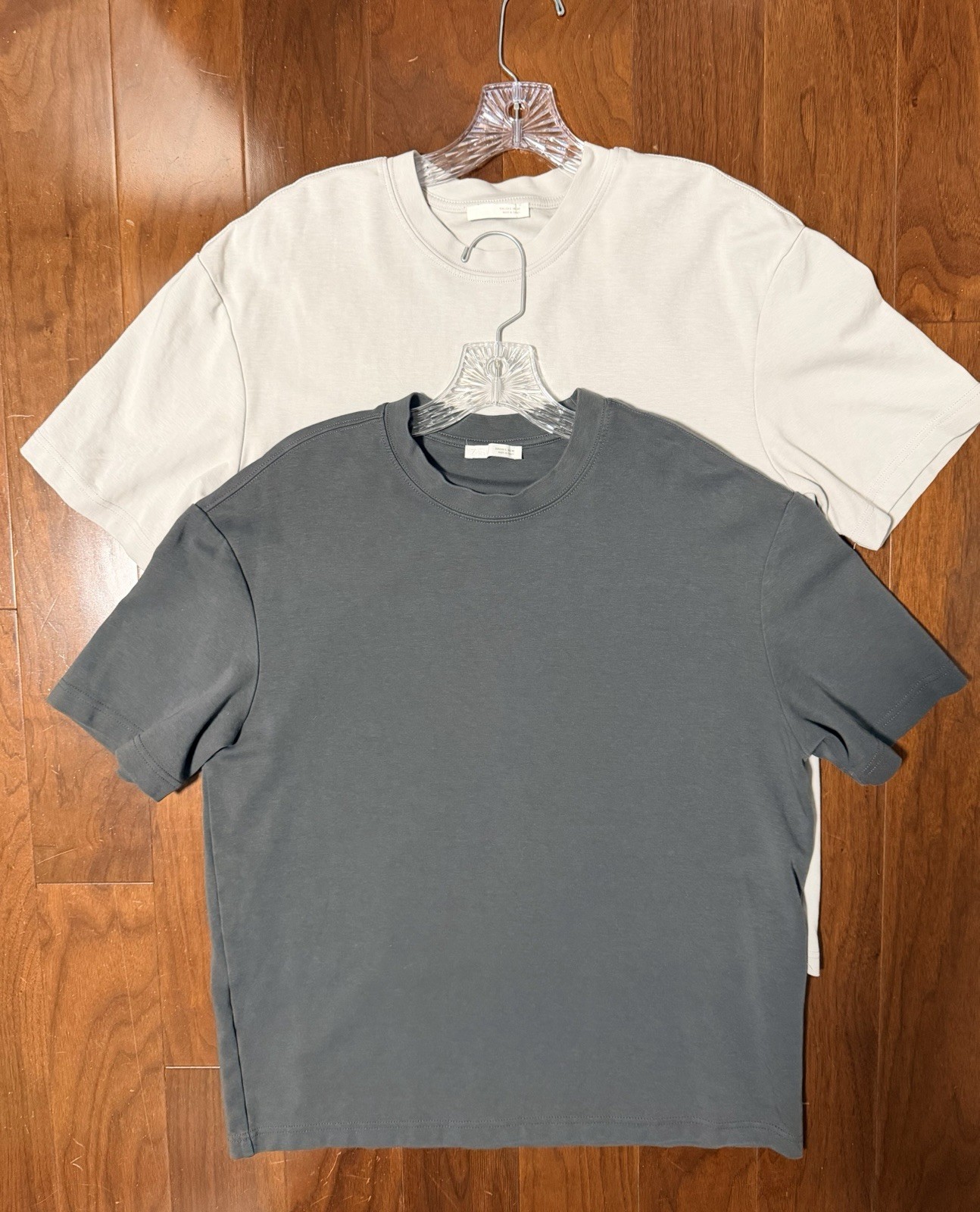 Lot of 2 — ZARA Men’s T-Shirts, Size Large, Cream & Gray, Short Sleeve