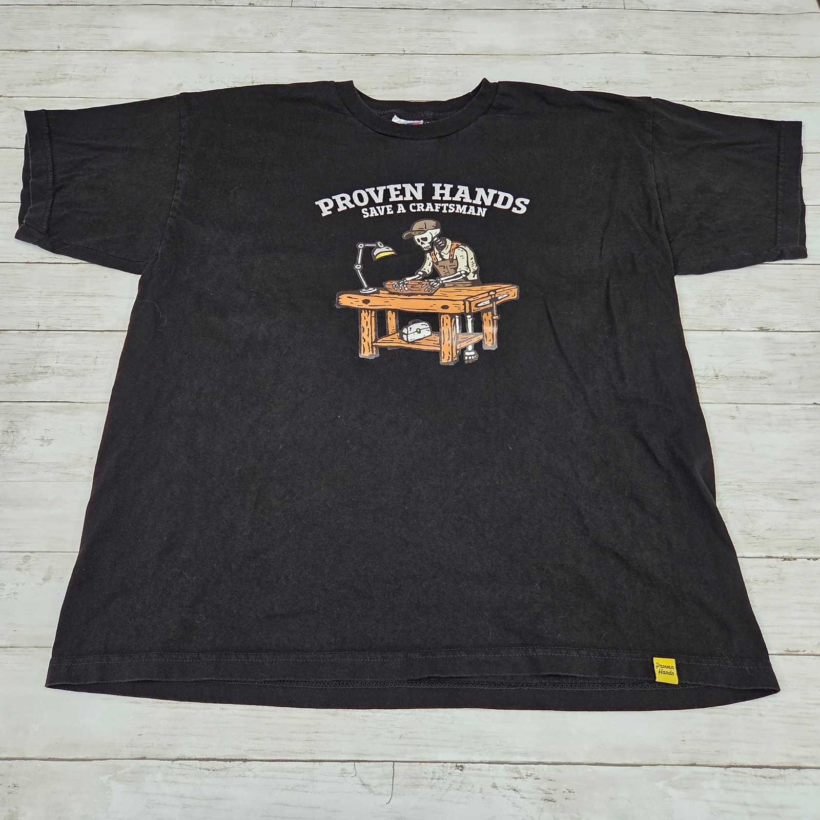 Proven Hands Save A Craftsman Skeleton Graphic T-Shirt Men XXL Black Heavyweight