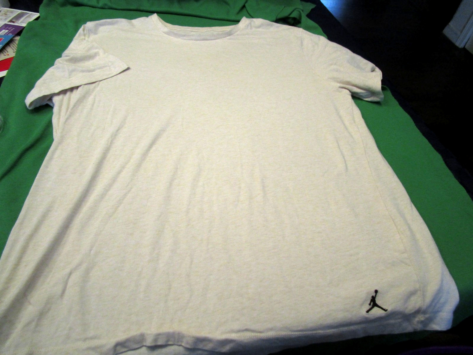 EUC AIR JORDAN MENS SHORT SLEEVE CREW NECK T TEE SHIRT LT. TAN XL