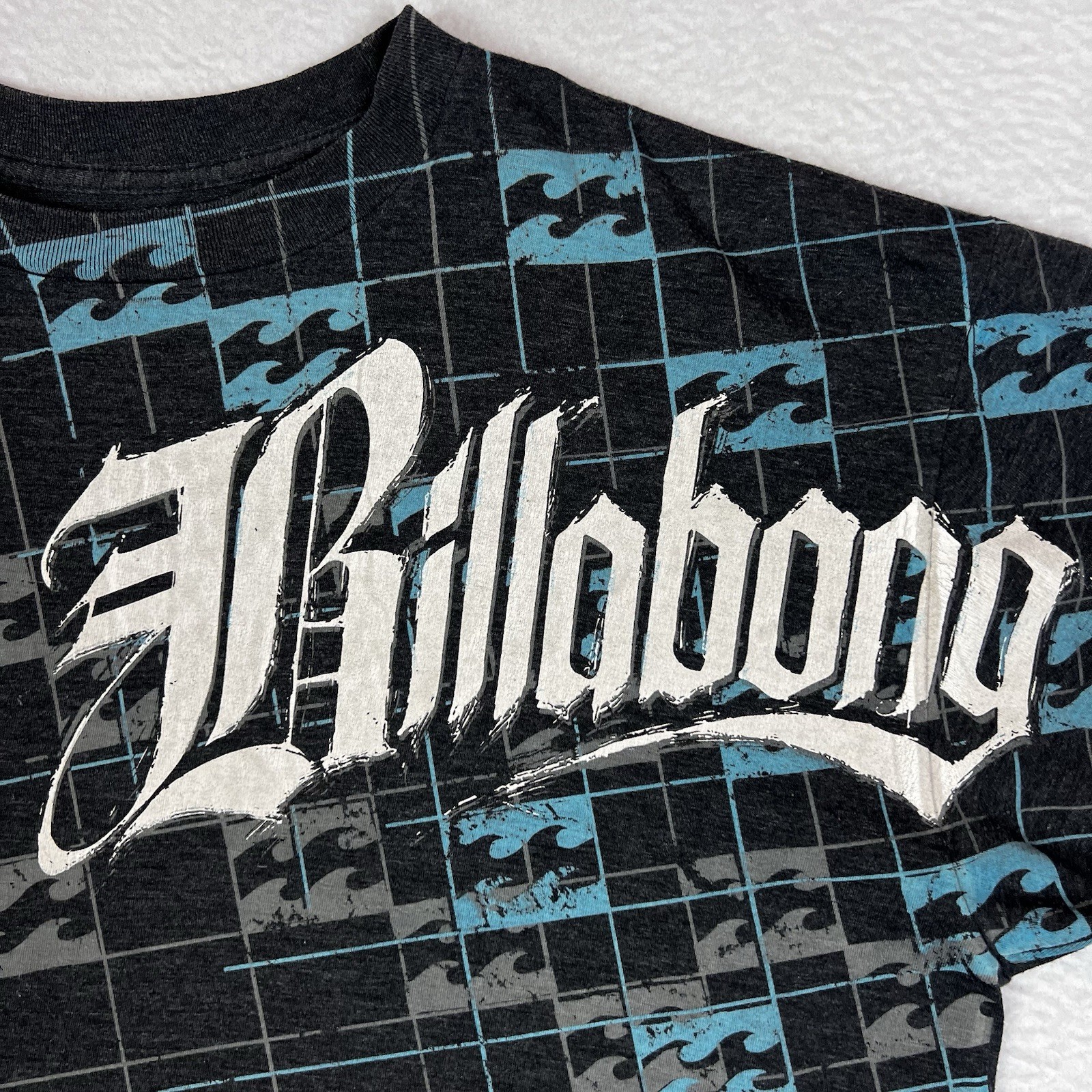 Billabong Shirt Men’s Large Grey Y2K Surf Skate Grunge Spell Out Tee