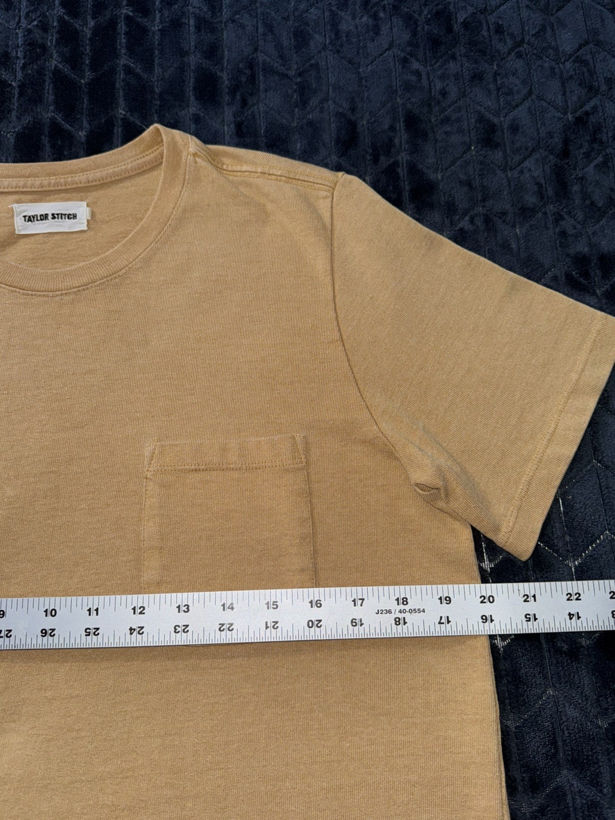 Taylor Stitch Men’s Crewneck The Heavy Bag Tee Front Pocket Sz 38