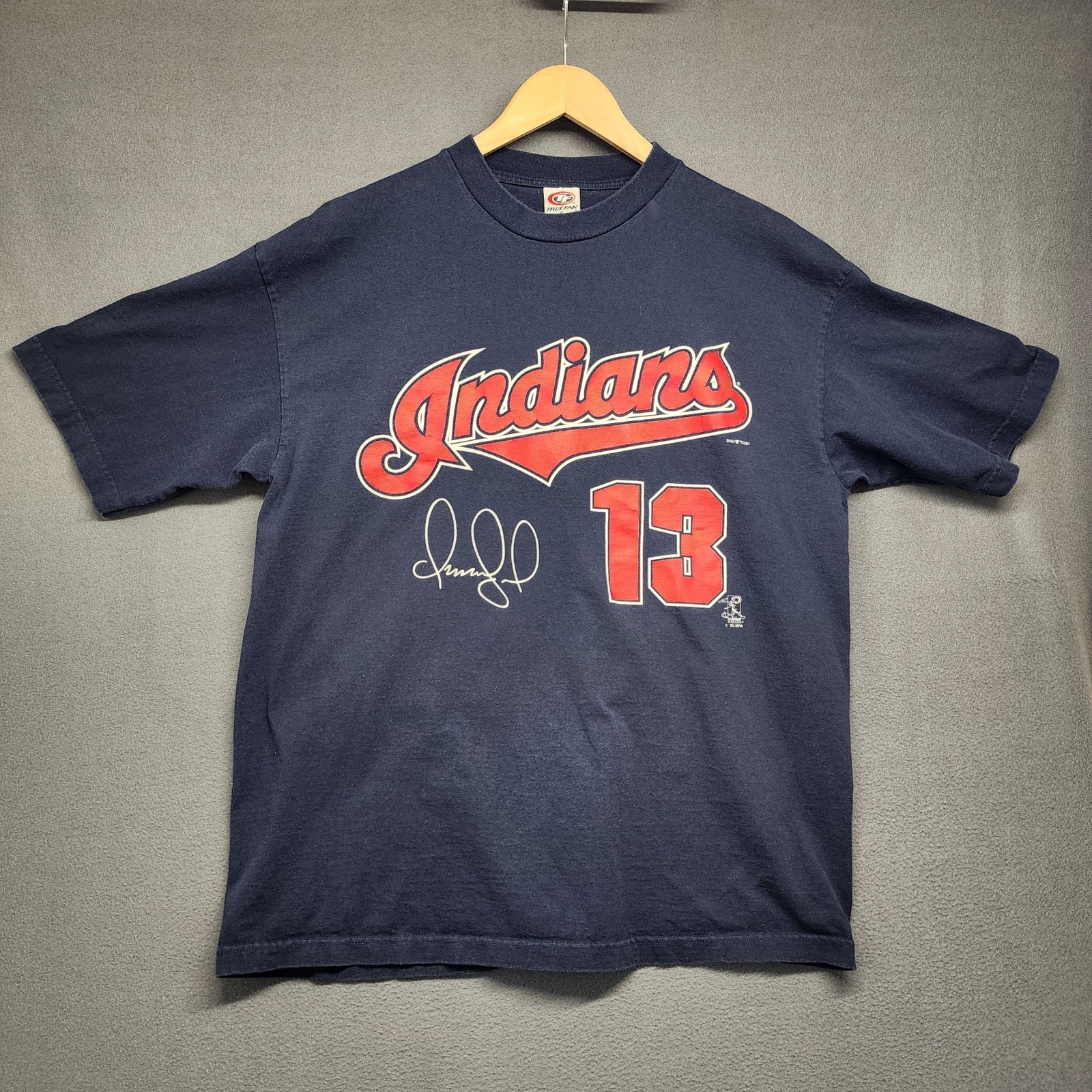 Cleveland Indians Omar Vizquel 13 T Shirt 2001 True Fan XL MLB Baseball Tee Vtg