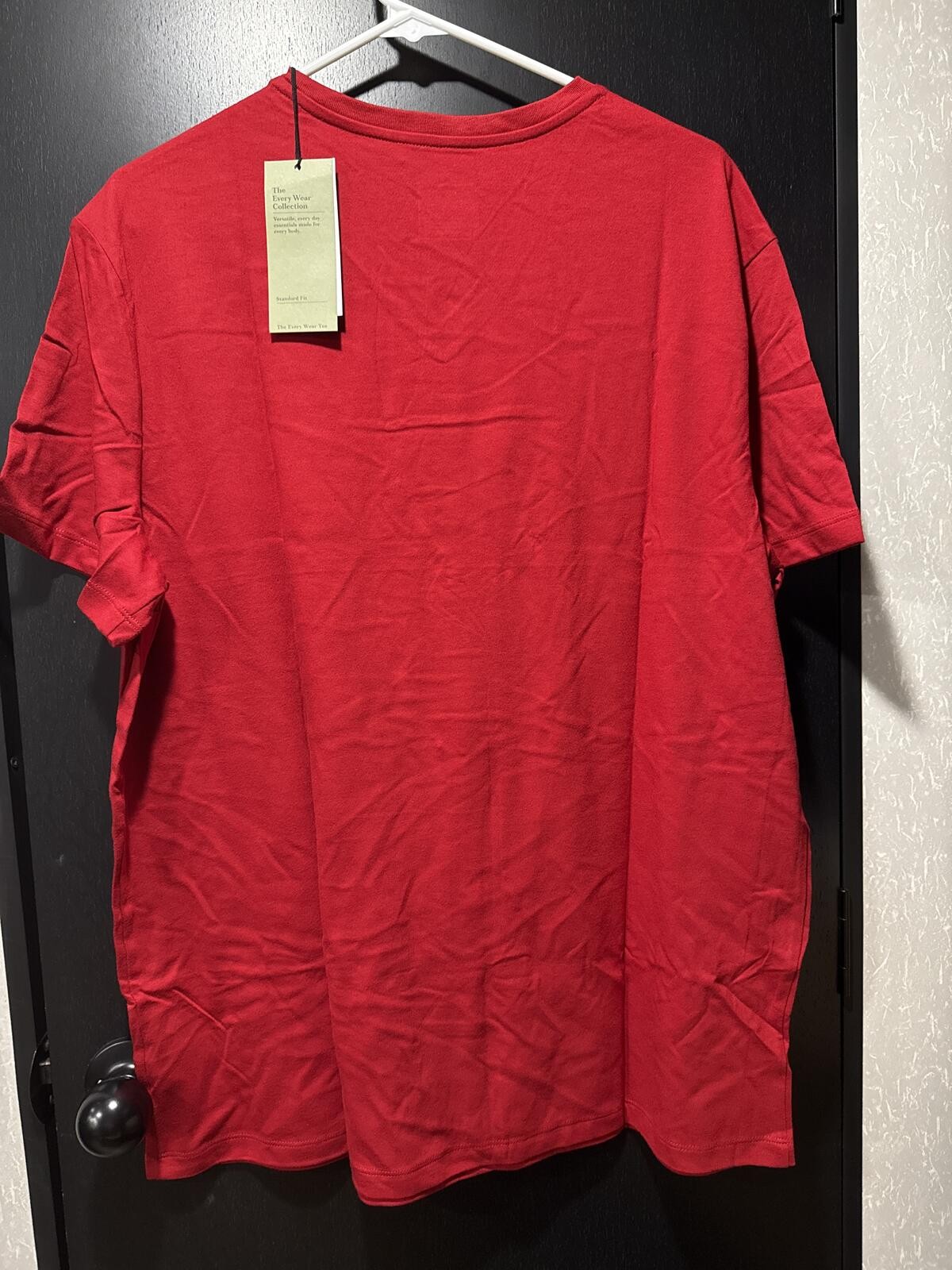 Goodfellow & Co Red V-Neck Short Sleeve T-Shirt XL