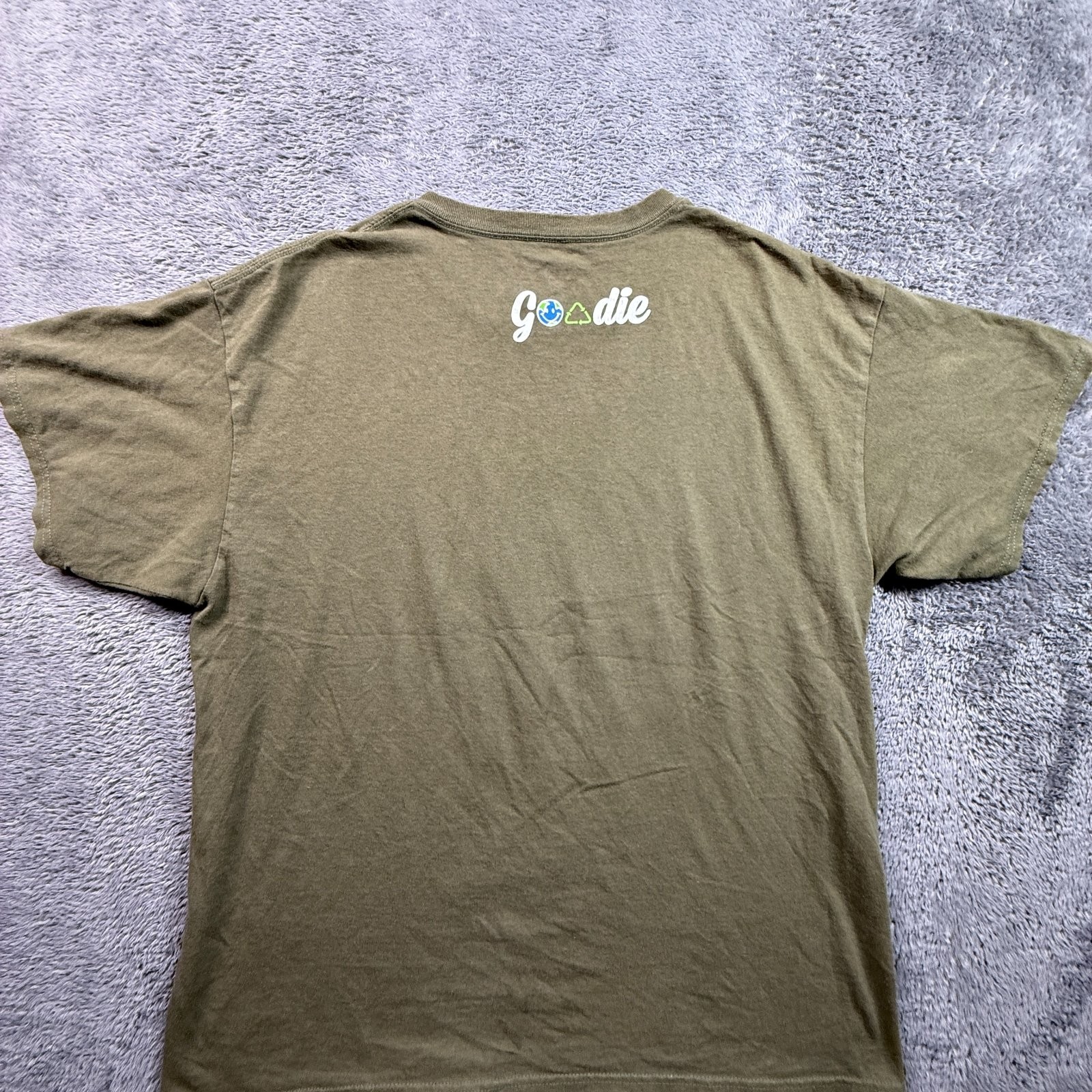 Earth Nature Tee Shirt FLAT OR ROUND LOVE HER Men XL Crew Neck