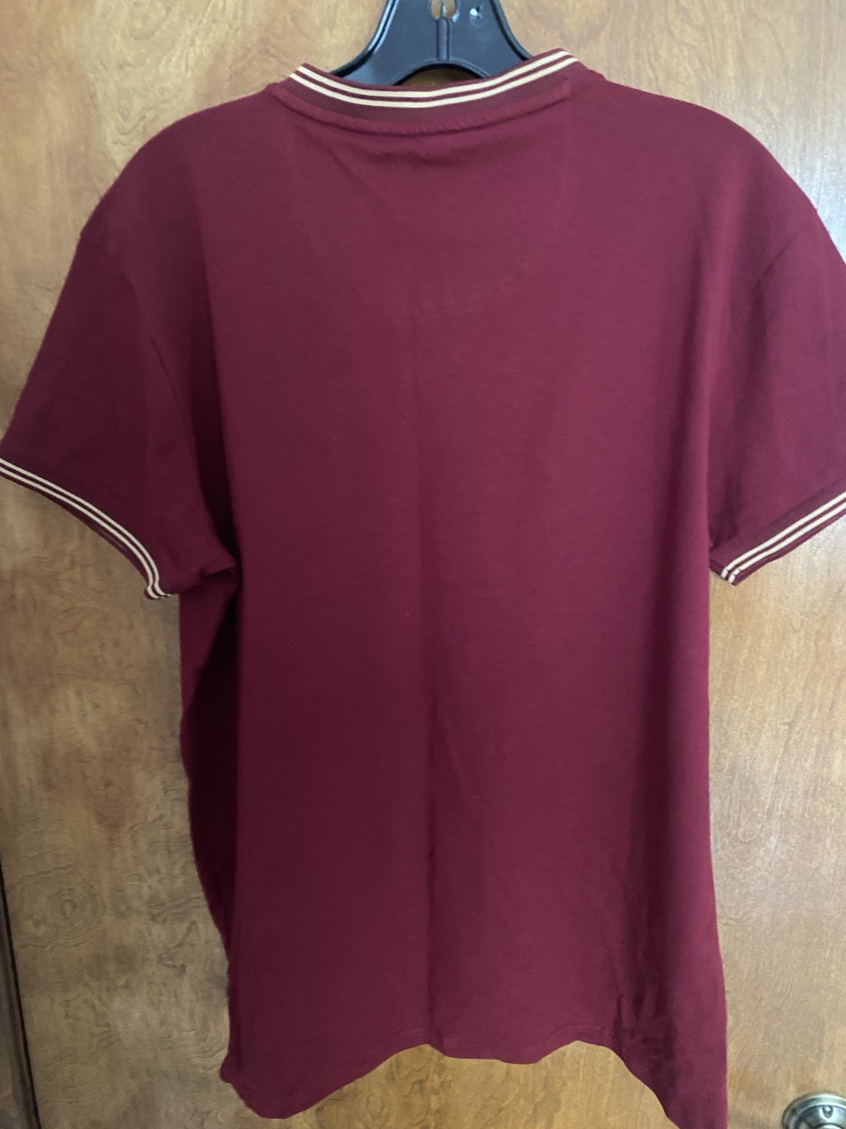 Scott James Tshirt Burgundy Size Large