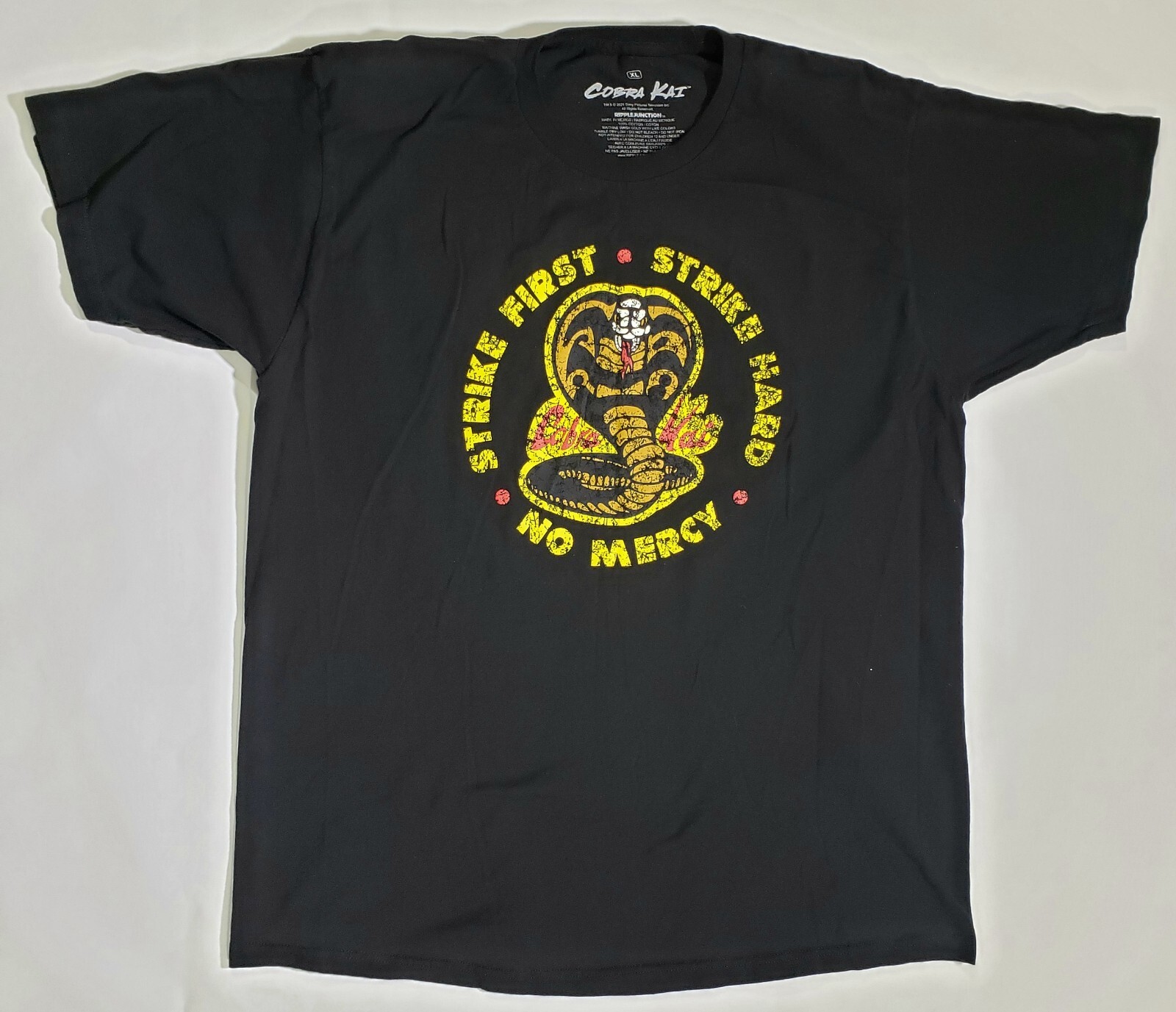 Cobra Kai T-Shirt Mens Size XL Karate Kid Ripple Junction Black 2011