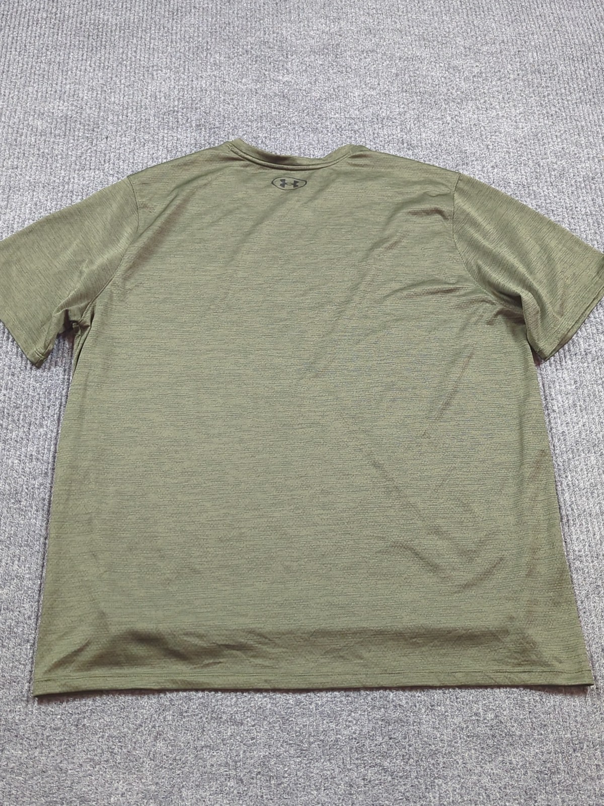 Under Armour Shirt Mens XL Green Short Sleeve Loose Fit Performance