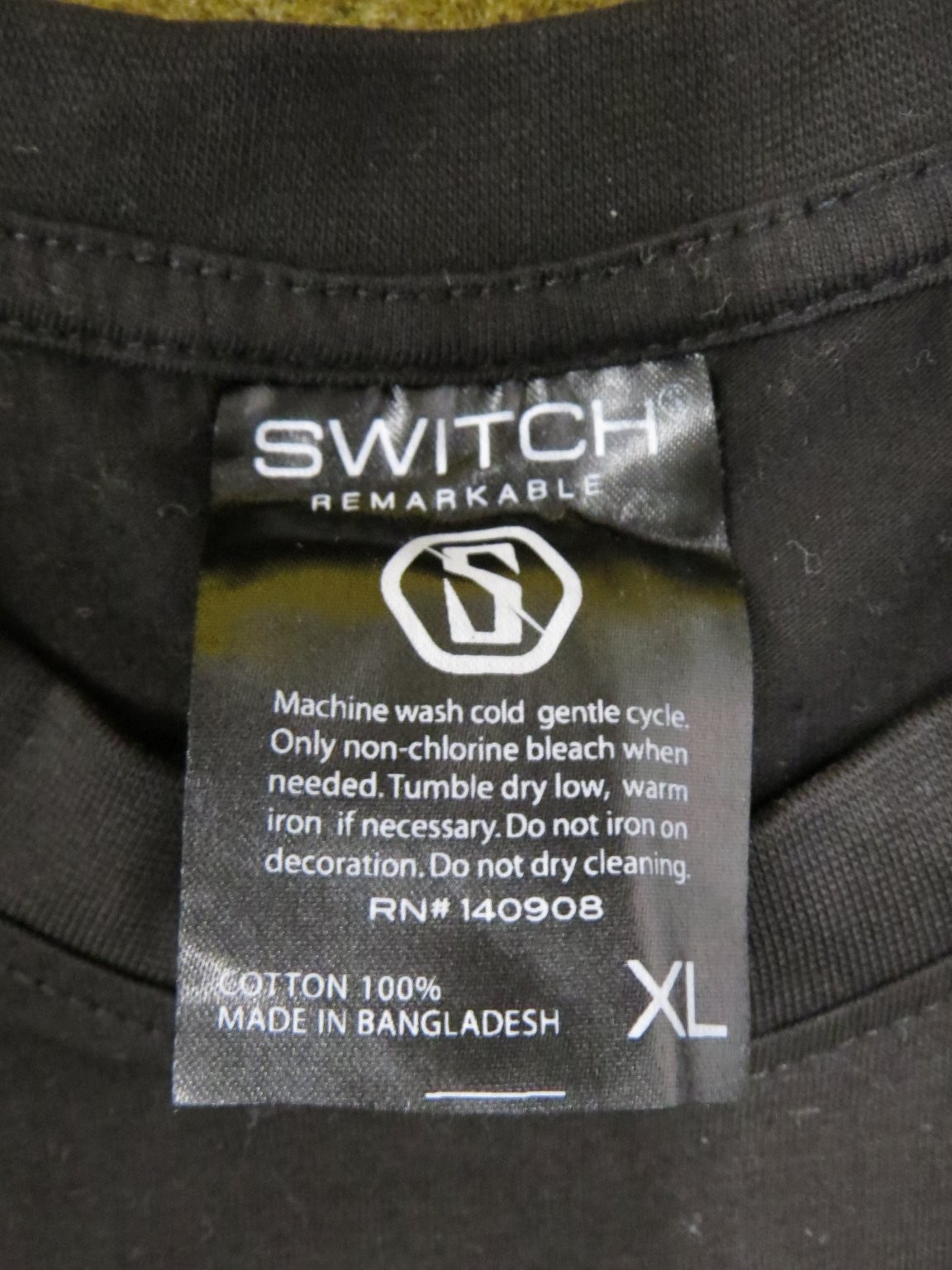 SWITCH REMARKABLE Men’s Black XL T-Shirt Cotton Quilted Pocket Side Zippers