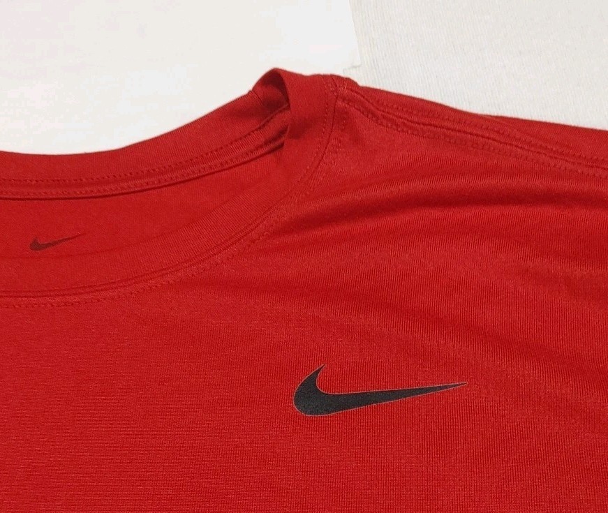 Nike Dri Fit TShirt Regular Athletic Casual Red Adult Size Large