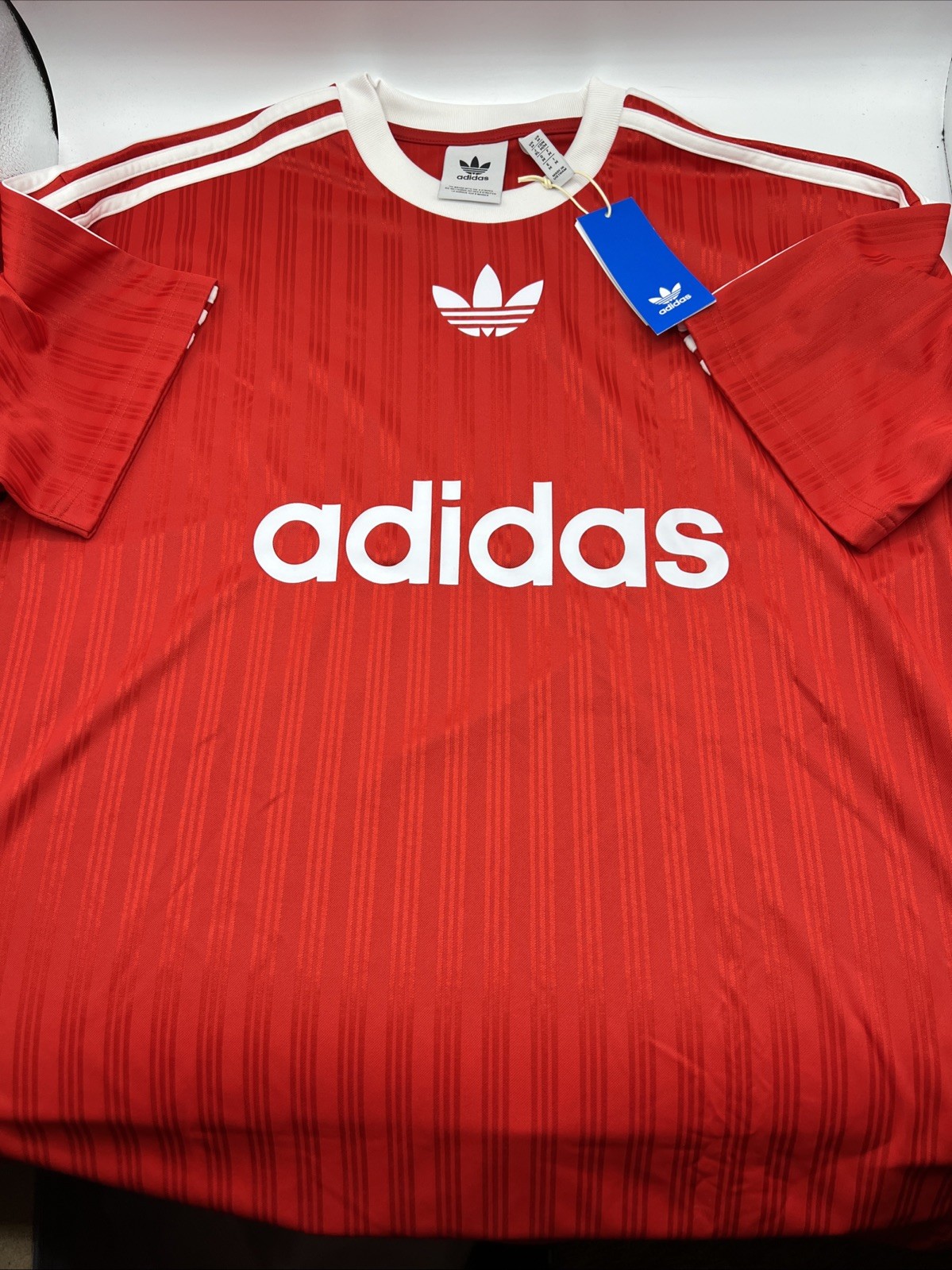 adidas originals Adicolor Poly Tee Men’s Size M Red White Stripes Shirt New