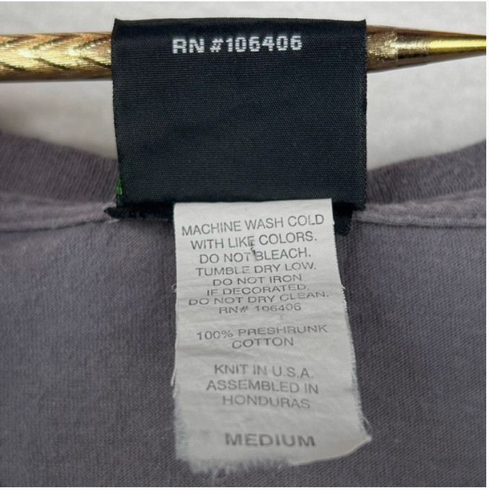 FSD (Four Seasons Design) VINTAGE Y2K Fleur di lis Lion T-shirt Gray Medium