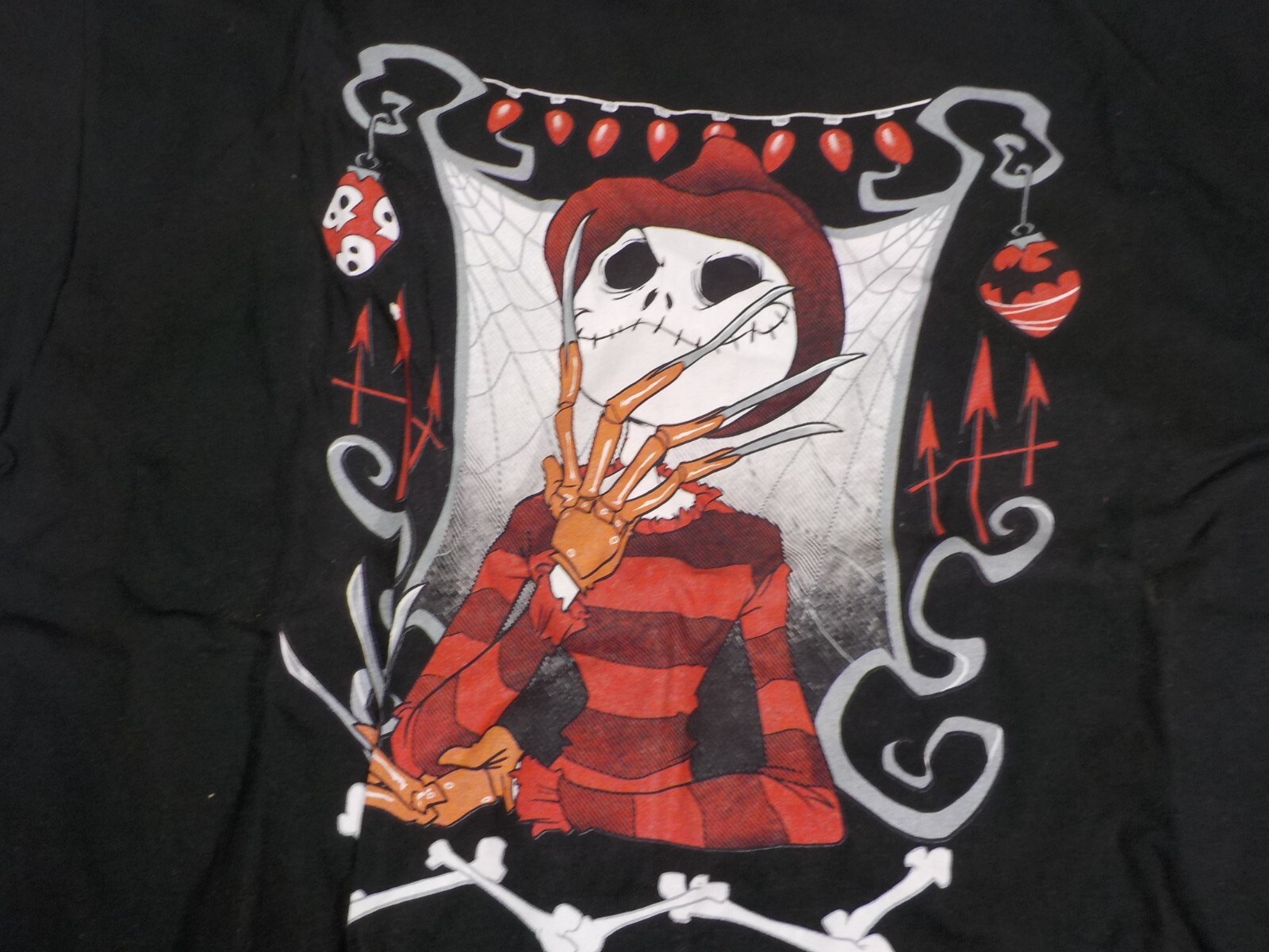 N A312 Disney Nightmare Before Christmas Reimaging Size M T-Shirt Lot Freddy