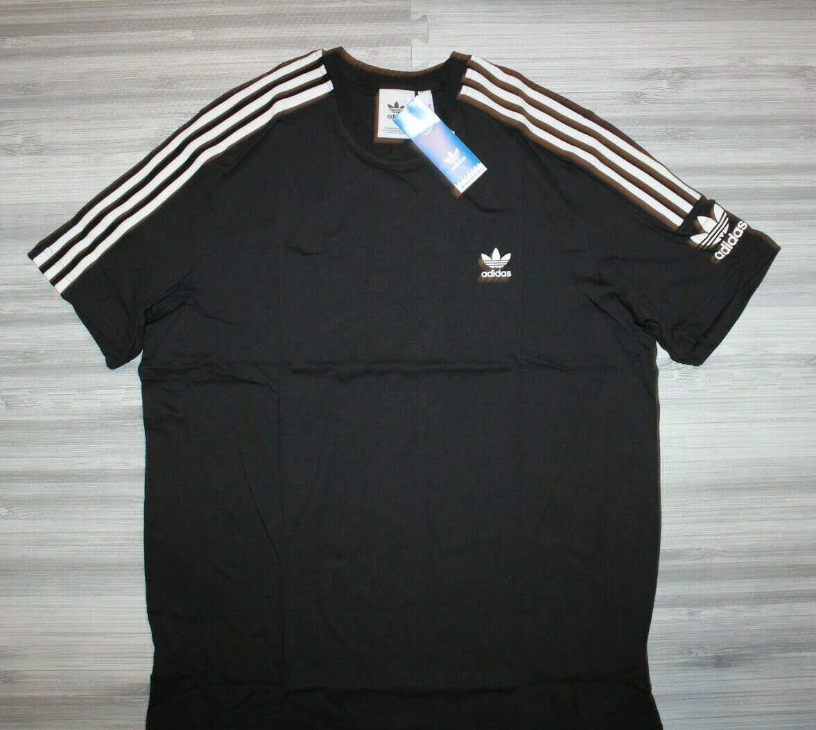NEW MEN’S ADIDAS ORIGINALS TREFOIL TECH TEE SHIRT ~SIZE LARGE #ED6116 BLACK