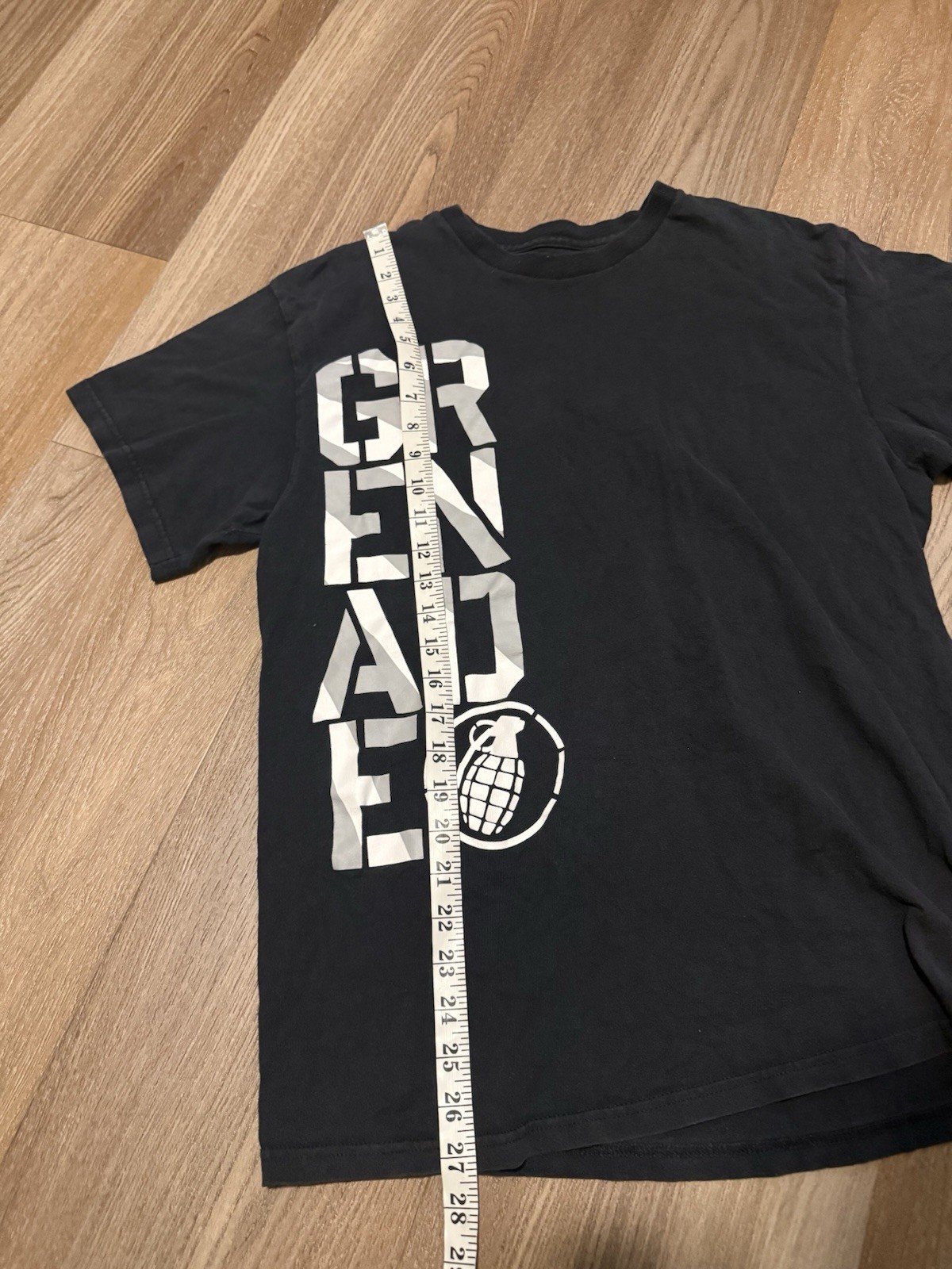 Grenade Mens Large Black Graphic T-shirt Y2K Streetwear