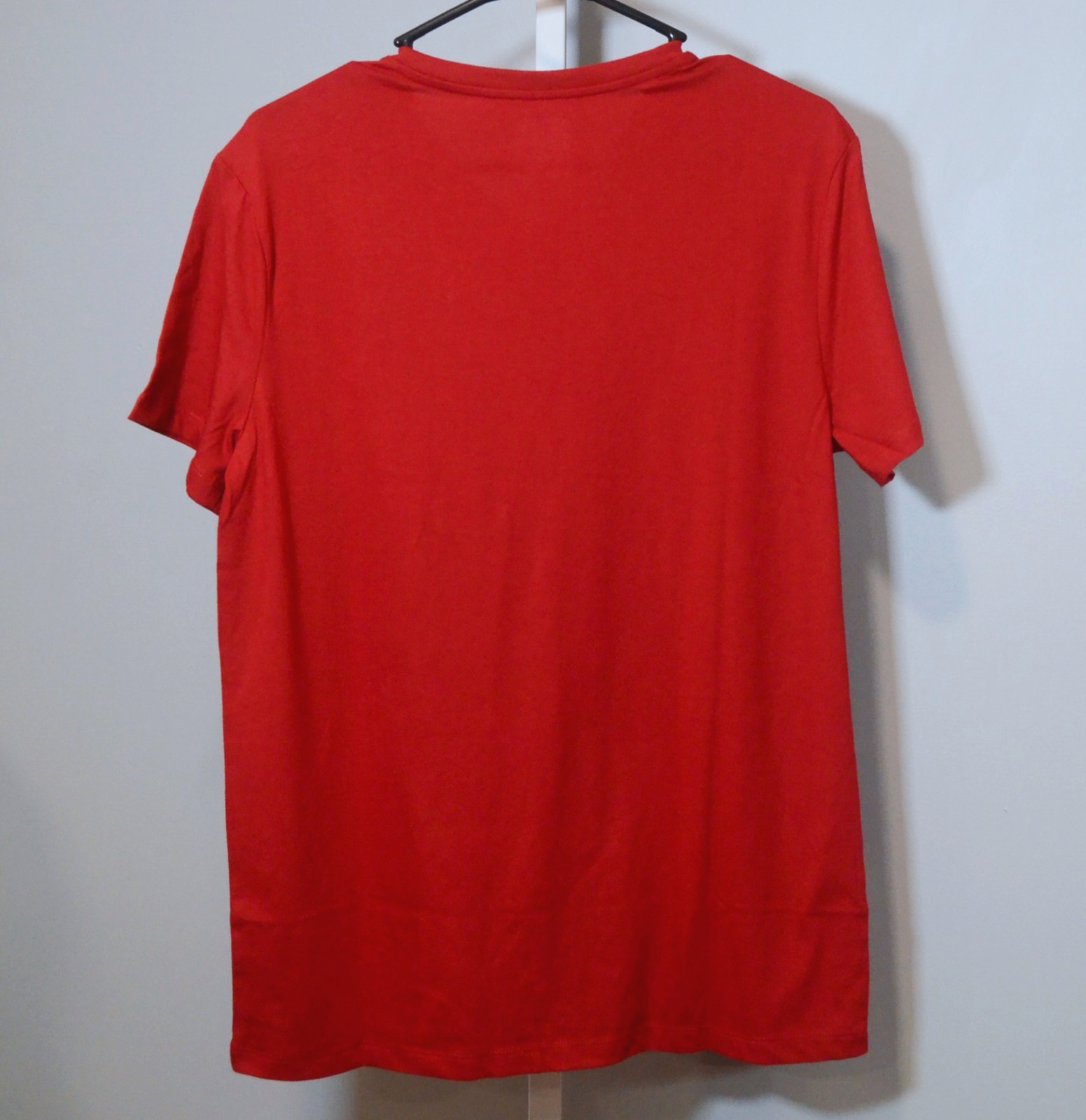 NWT Goodfellow & Co Mens Size M Red V-Neck T-Shirt Short Sleeves Standard Fit