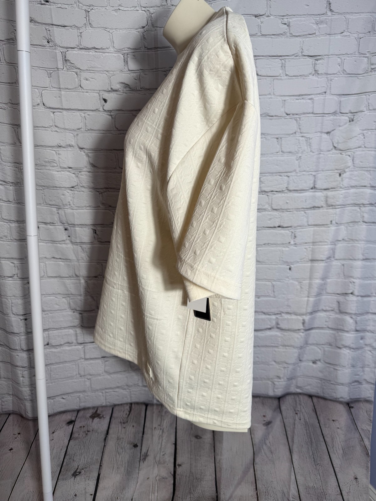 Saints Studio Textured Luxury Tee 2X Cream Oversized Short Sleeve Minimalist NWT