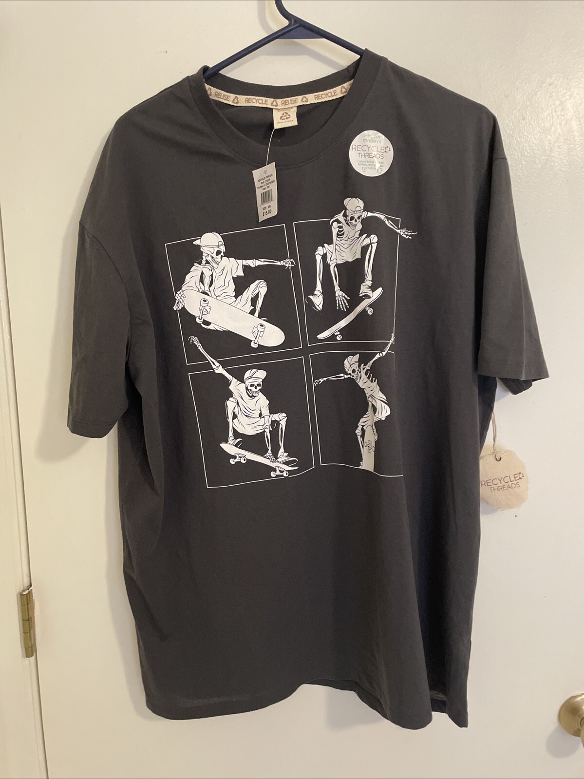 Recycled Threads Skeleton Skateboard Mens T-shirt – Gray 2XL NWT $15