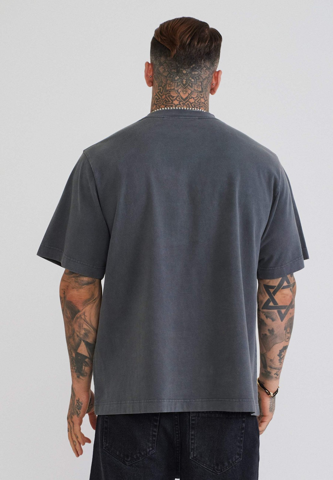 SikSilk Men’s Oversized Fit Drop Shoulder Graphic T-Shirt Tee Grey