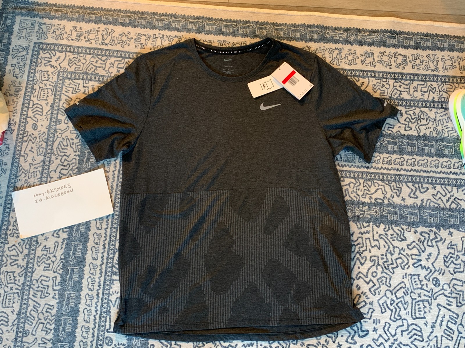 NEW SAMPLE Nike Dri-FIT Run Division Core Running DQ4750-032 LARGE Rare promo