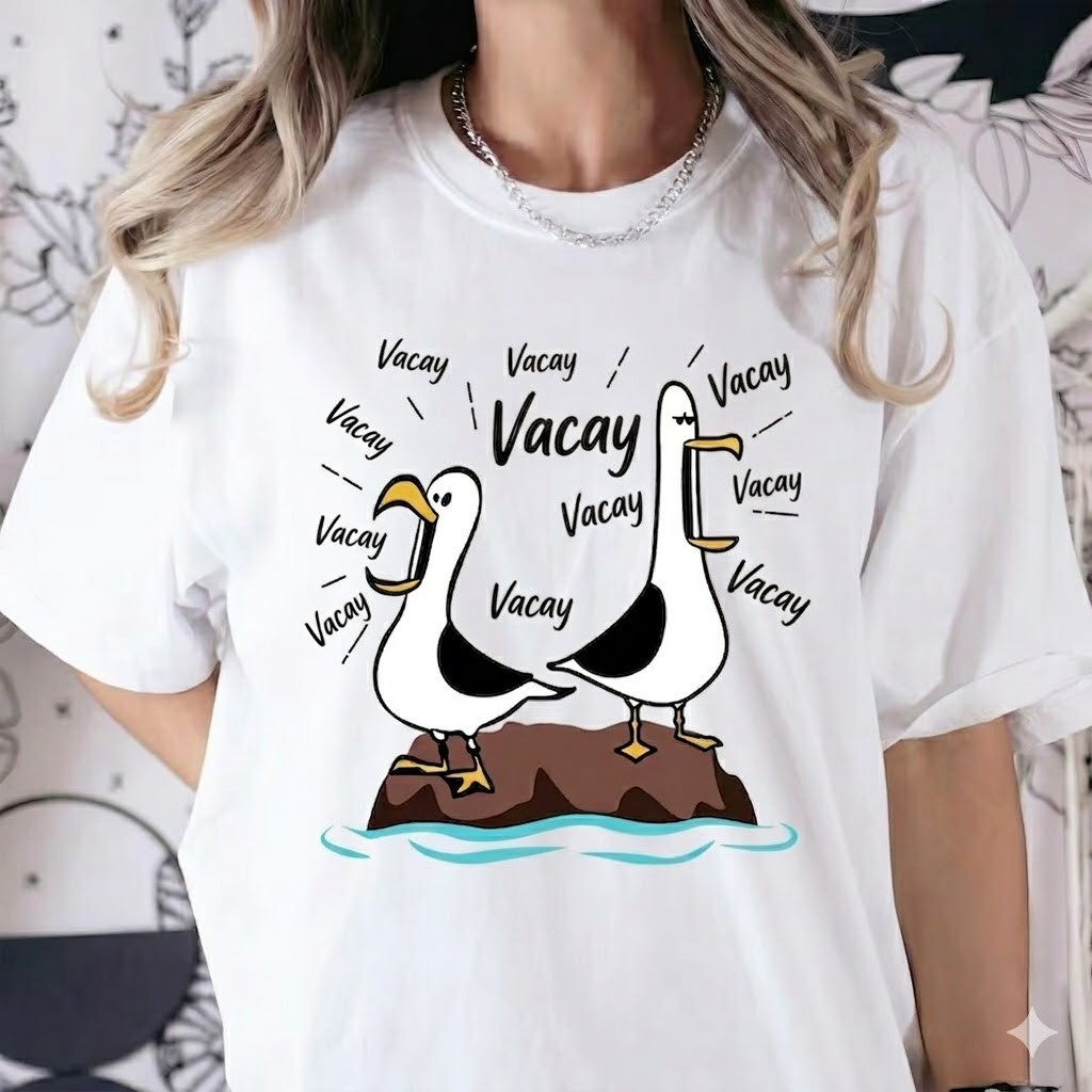 Funny Seagull Vacay Vacay Vacay Beach Summer Vacation Outfit T-Shirt