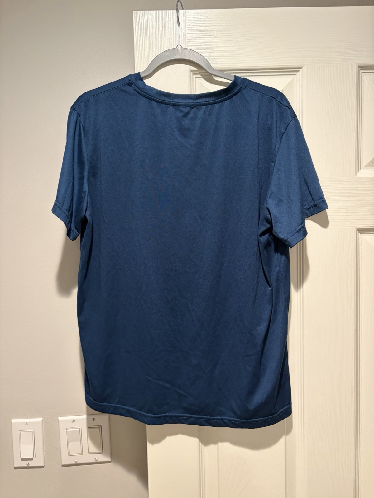 ROMWE Men’s Brooklyn Bear Graphic Logo T-Shirt Blue Crew Neck Short Sleeve M