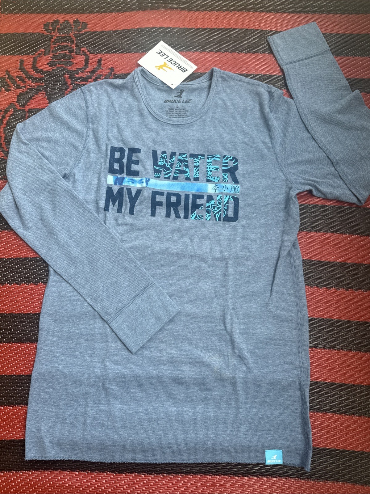 OFFICIAL Bruce Lee “Be Water My Friend” Men’s Long Sleeve T-shirt Size Large NWT