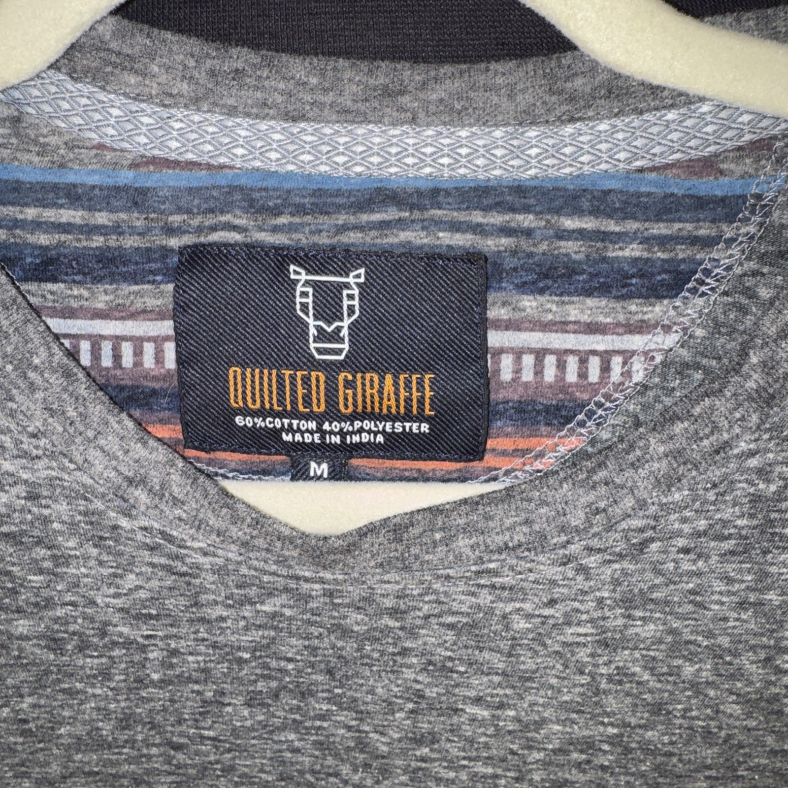 Quilted Giraffe Men’s T Shirt Gray Medium Cotton Blend Made In India