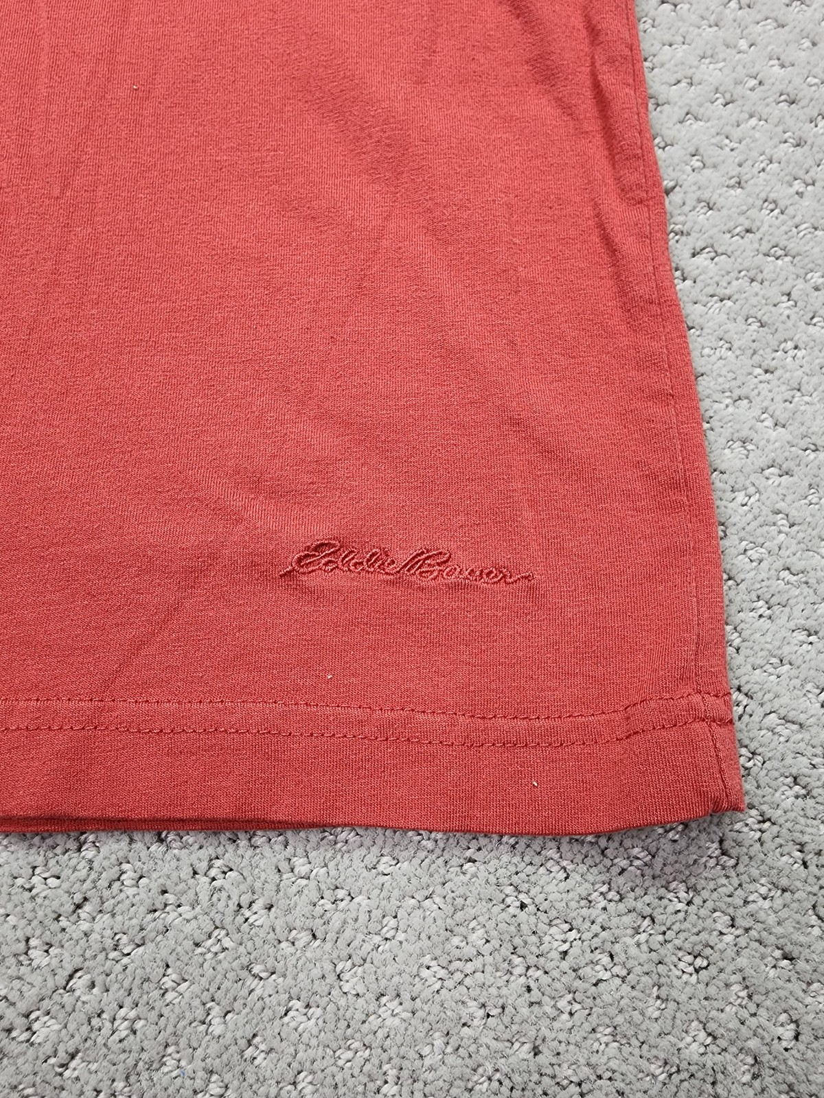 Eddie Bauer Shirt Mens Large Red Solid Tagless Logo Crewneck Tee Cotton Blend