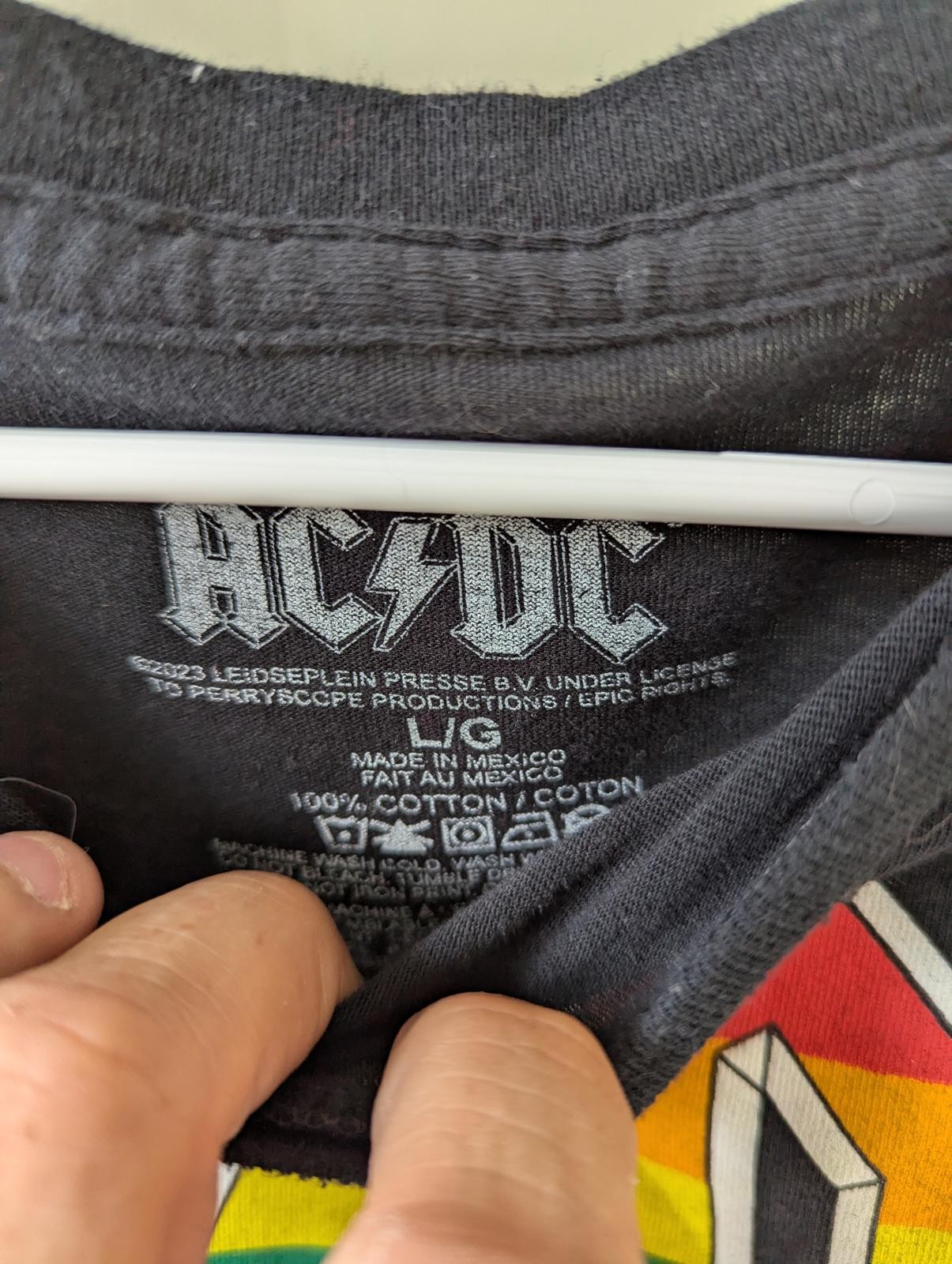 AC/DC Rainbow Logo Graphic T-Shirt band size L tight neck metal rock pride