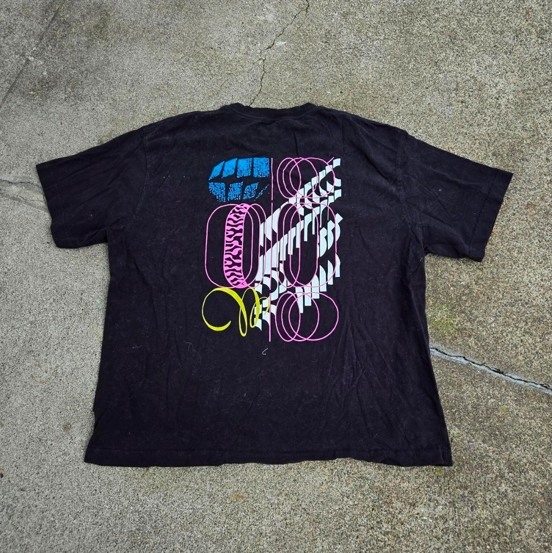 On Cloud Running Club Pastel Graphic T Shirt Black XL Gym Run Workout
