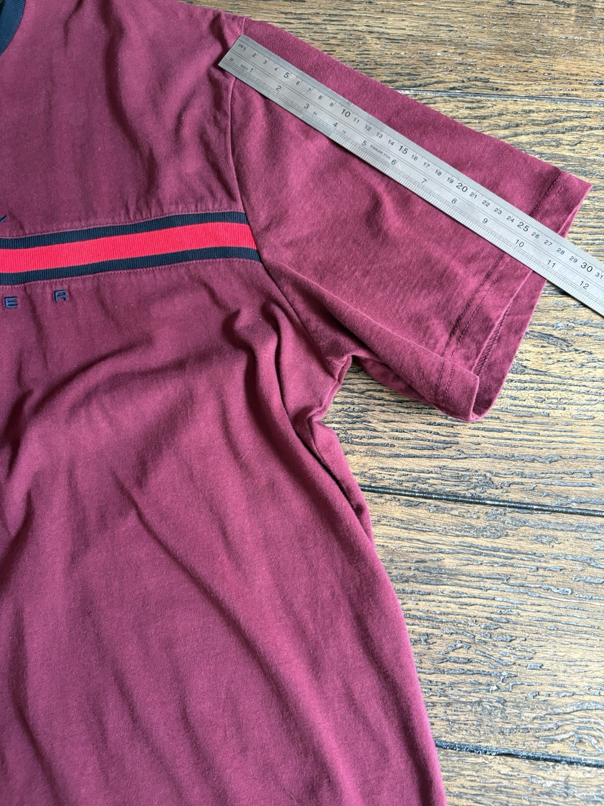 Tommy Hilfiger Men’s Burgundy Colorblock Logo Crew Neck Cotton Knit Tee 3XL