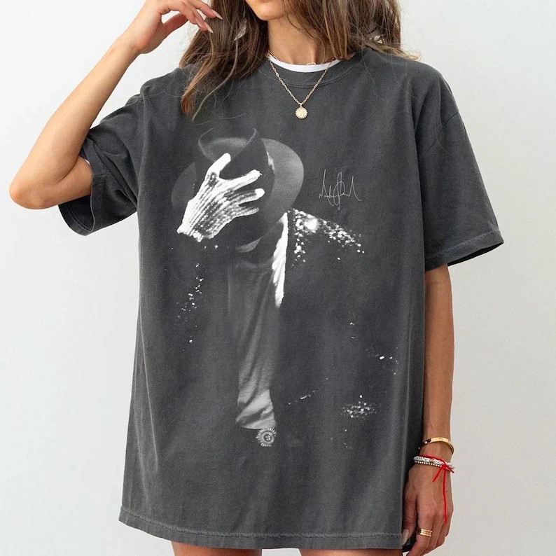 Michael Jackson Shirt, Michael Fan Gift, King Of Pop Shirt AN70310