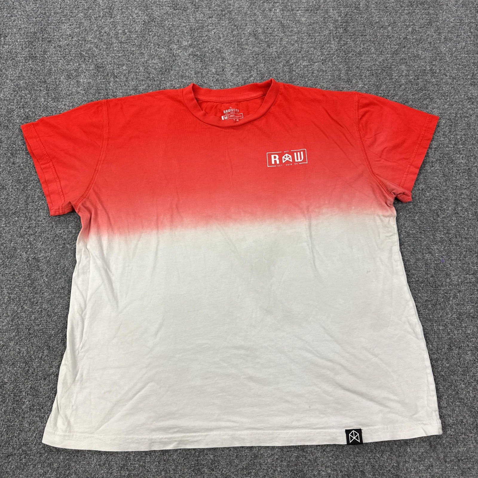 Rawgear Shirt Mens Medium Red White Ombre Gradient RAW Logo Tagless Tee Athletic