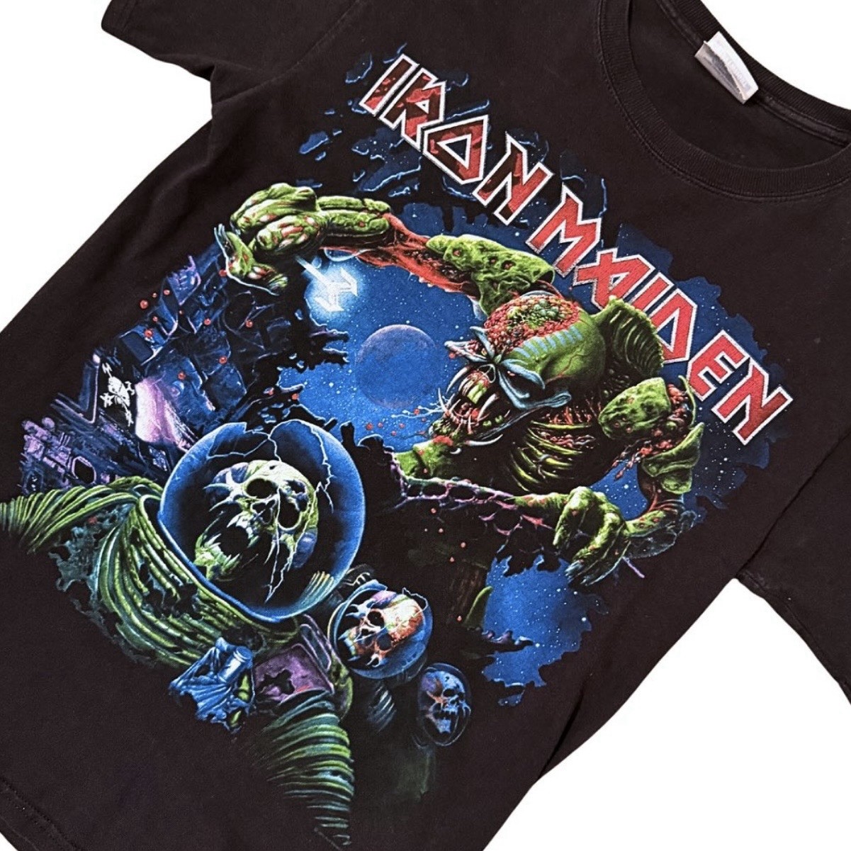 Y2K Iron Maiden The Final Frontier Band Tour T Shirt size Small