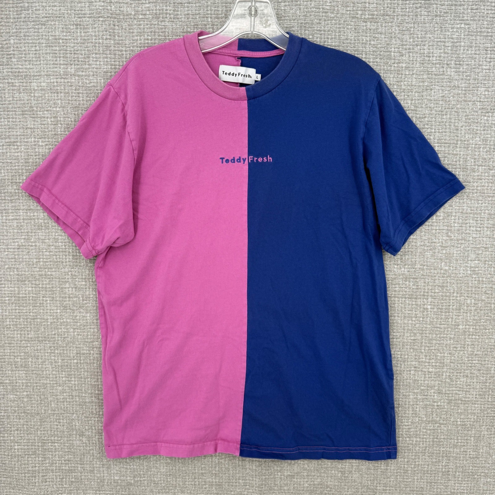 Teddy Fresh T Shirt Mens Large Two Tone Split Color Blue Pink Embroidered Logo