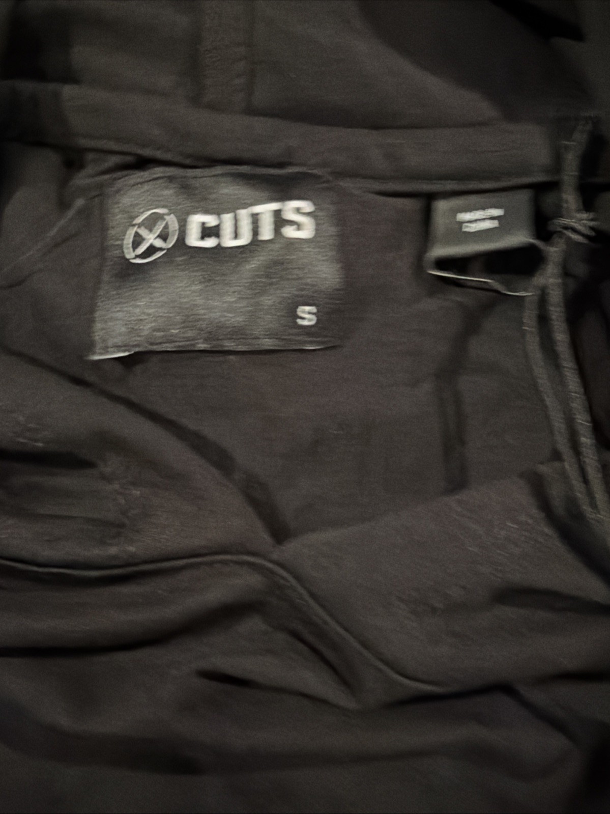 NWT Cuts AO Men’s Small Long Sleeve Hooded Curve-Hem Black Shirt- $72 Retail!