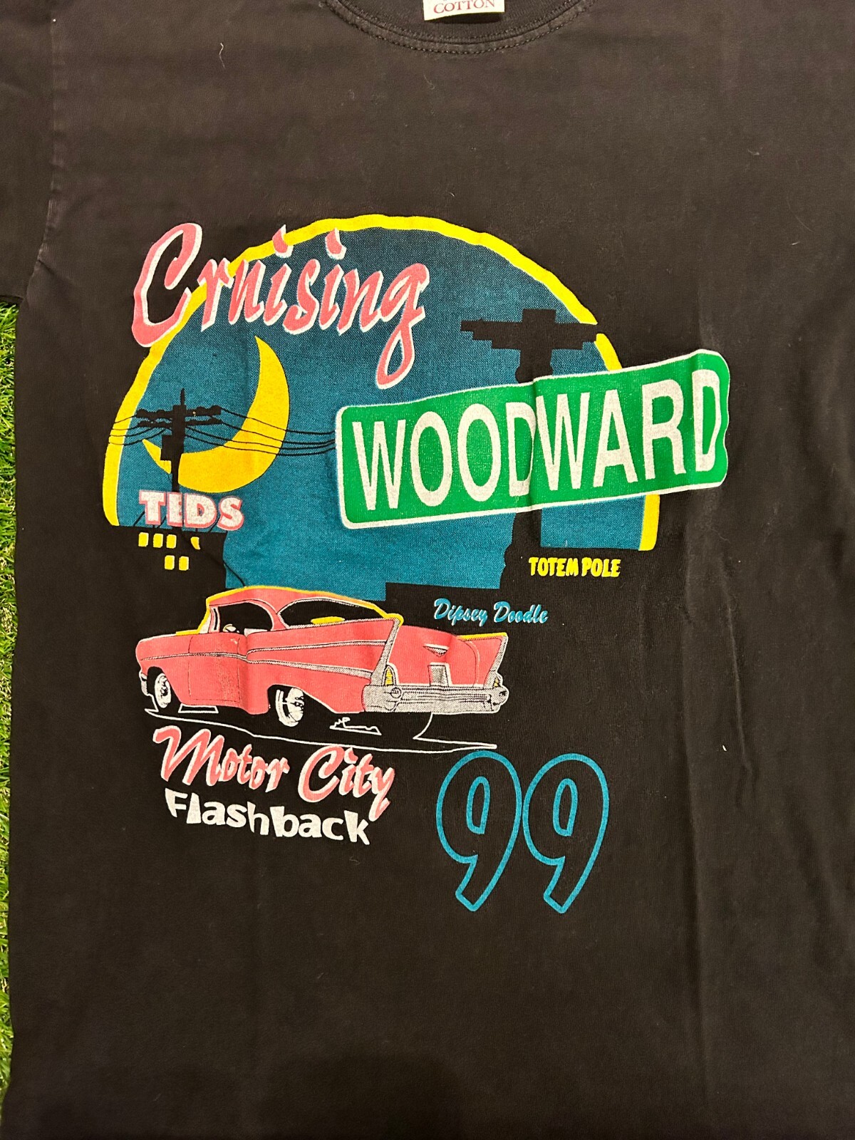 Woodward Dream Cruise 1999 Motor City Flashback Gildan Graphic T Shirt Sz S