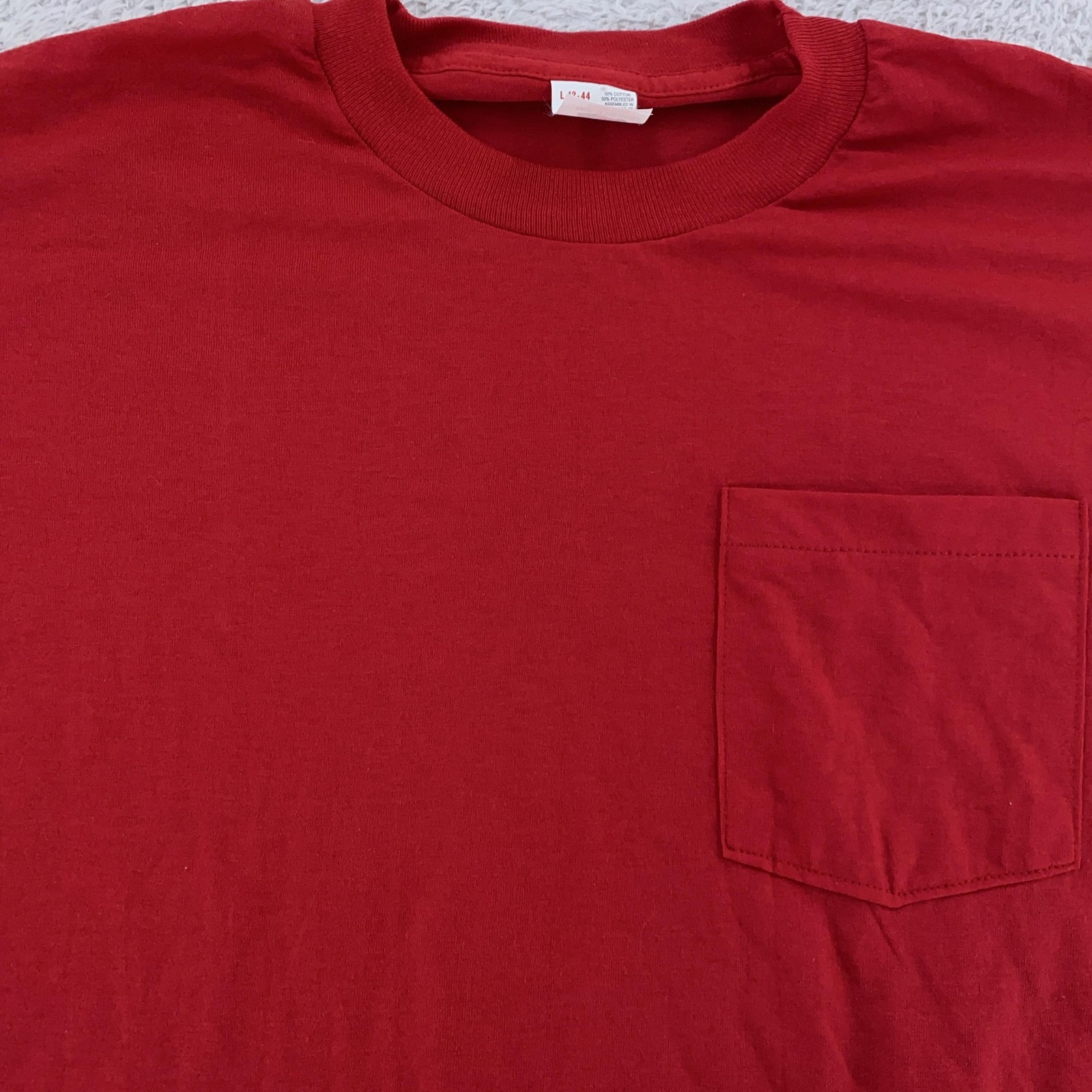 Vintage Red Fruit of the Loom Golden Blend Pocket T-Shirt Mens M/L Blank