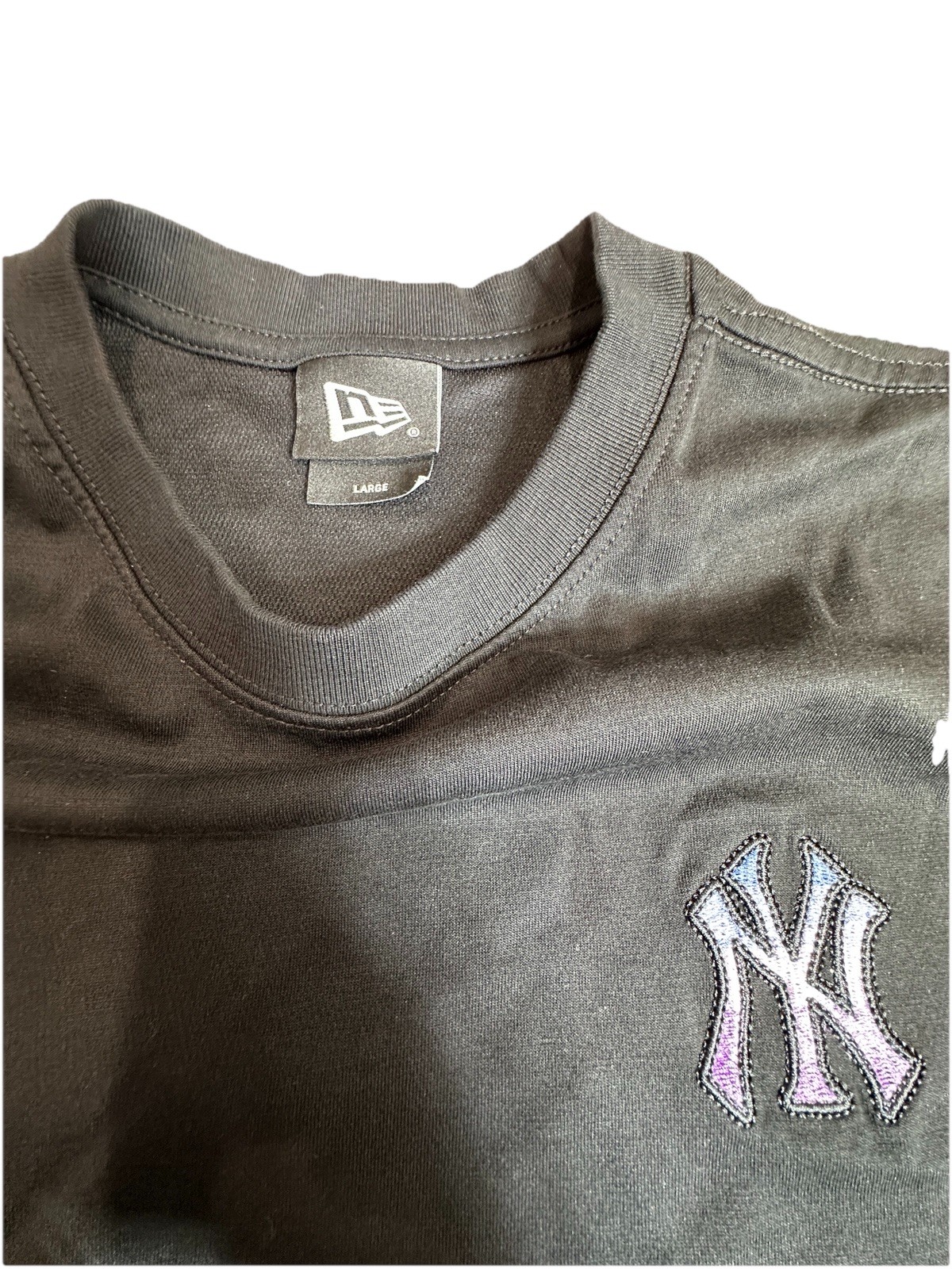 New Era MLB New York Yankees Black Embroidered Graphic T-Shirt Size L Baseball
