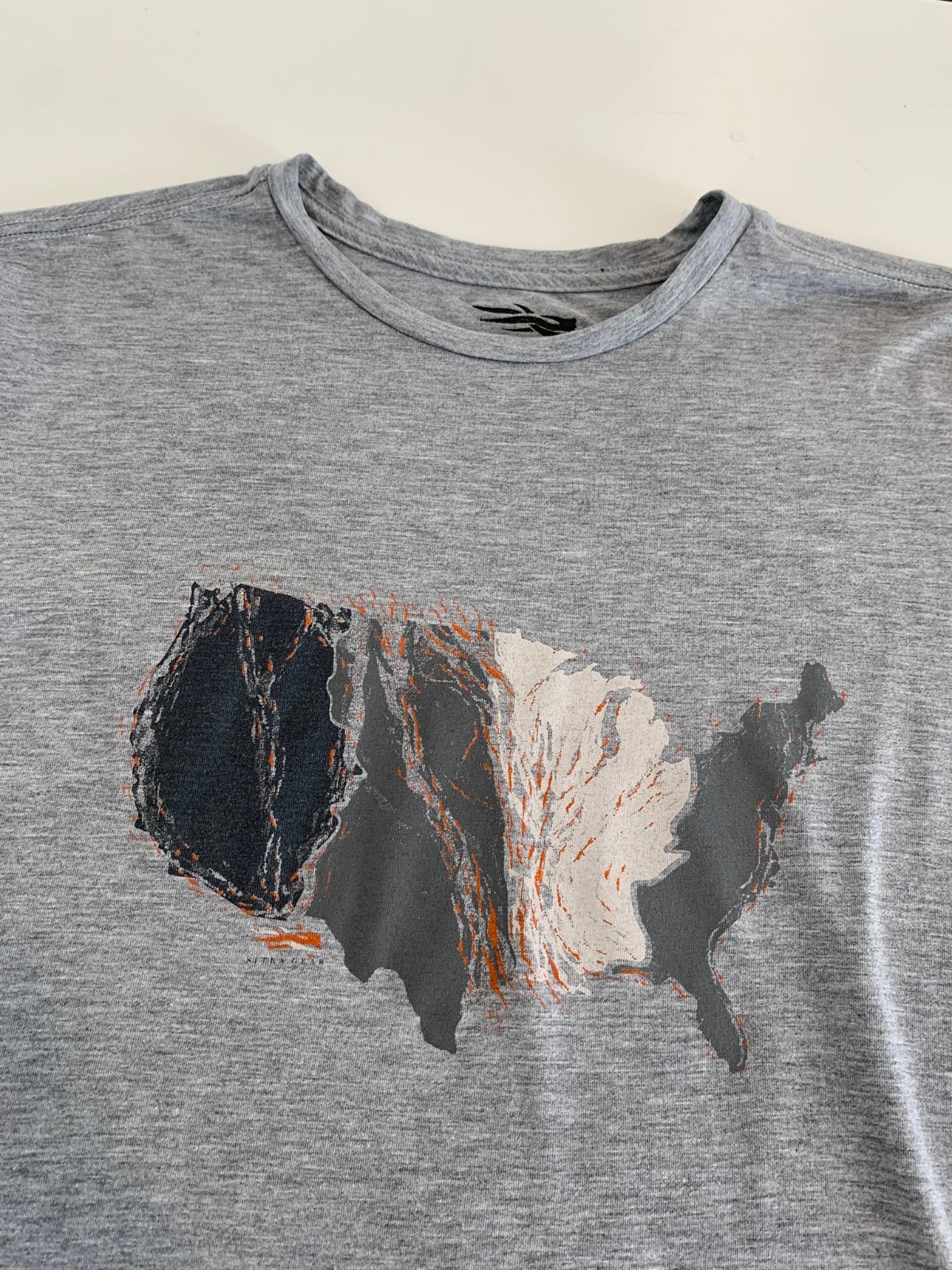 Sitka T Shirt Medium Gray USA Map Outdoor Hunting Sportsman Fishing American