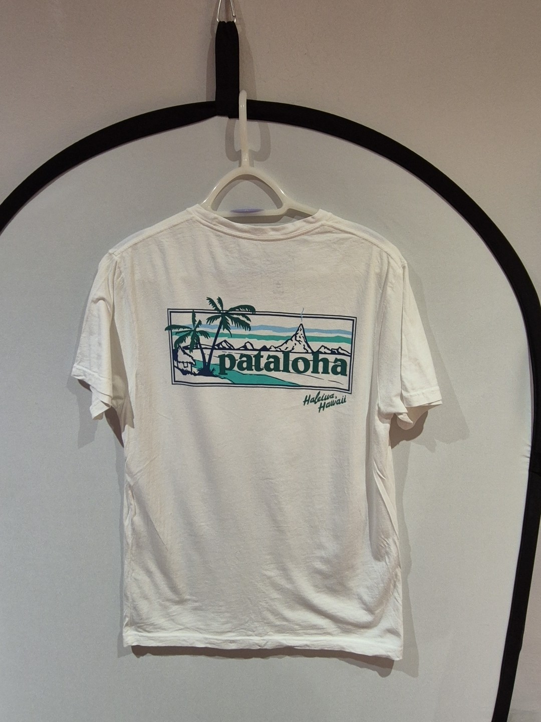 MENS PATAGONIA PATALOHA T-SHIRT SIZE SMALL