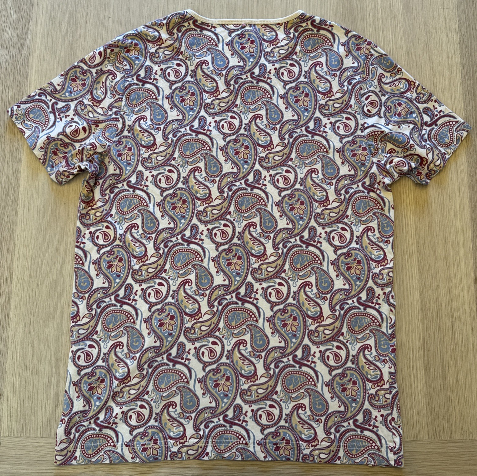 Pretty Green L Multicoloured Paisley Pattern Pocket T Shirt