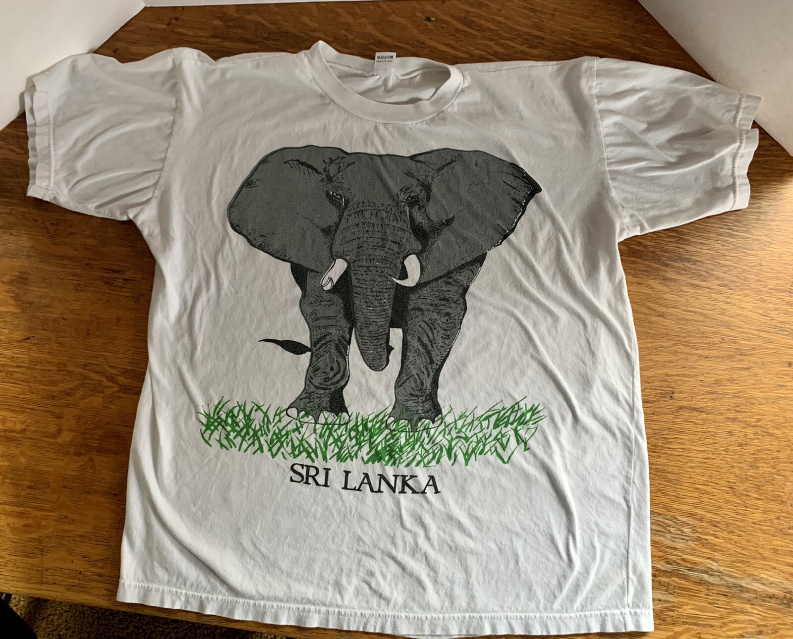 Sri Lanka Elephant TShirt Adult XL Safari Wildlife Gentle Giant Tourist Nature
