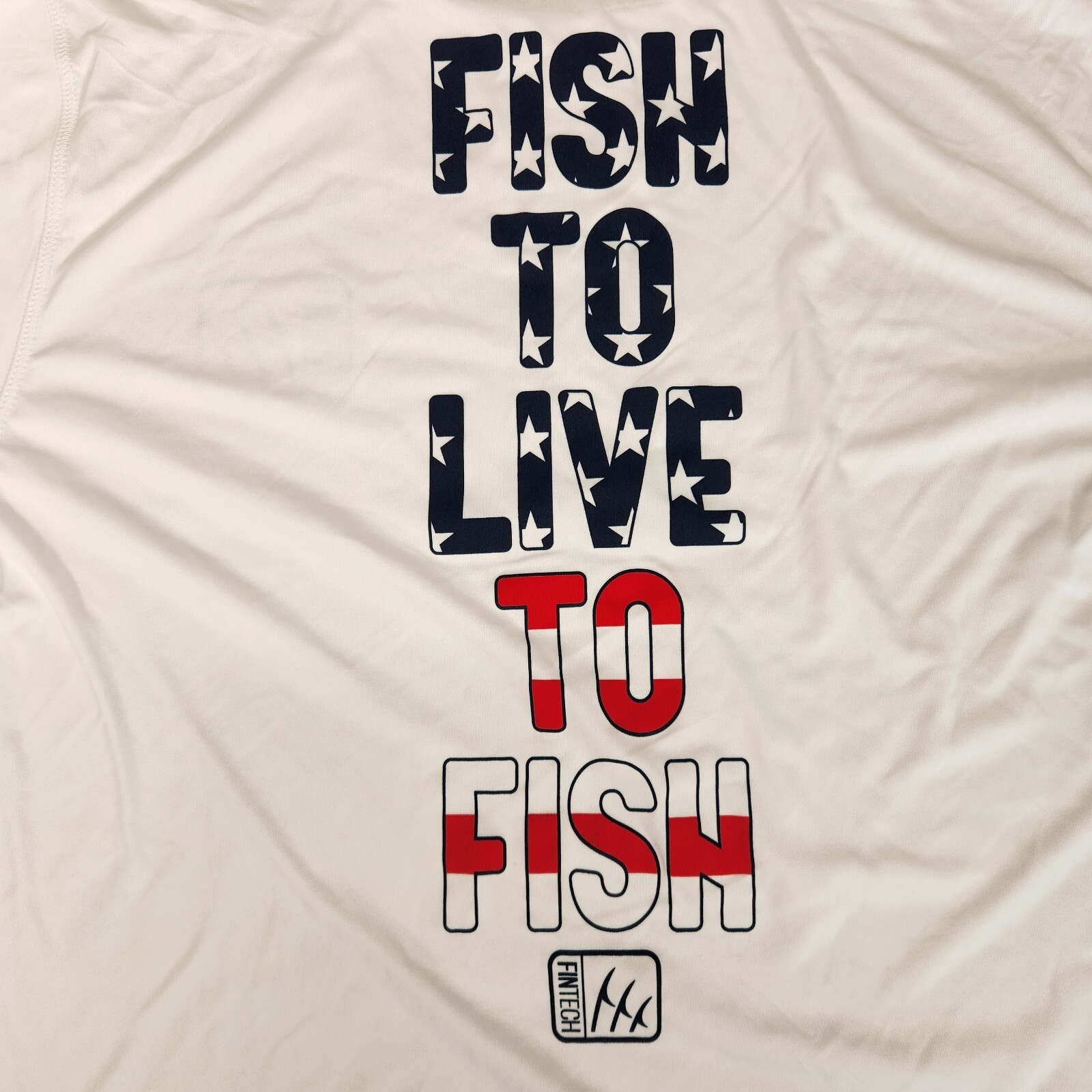 Fintech Shirt Mens White Rash Guard Fishing UV Sun Defender Quick Dry UPF 50 NWT