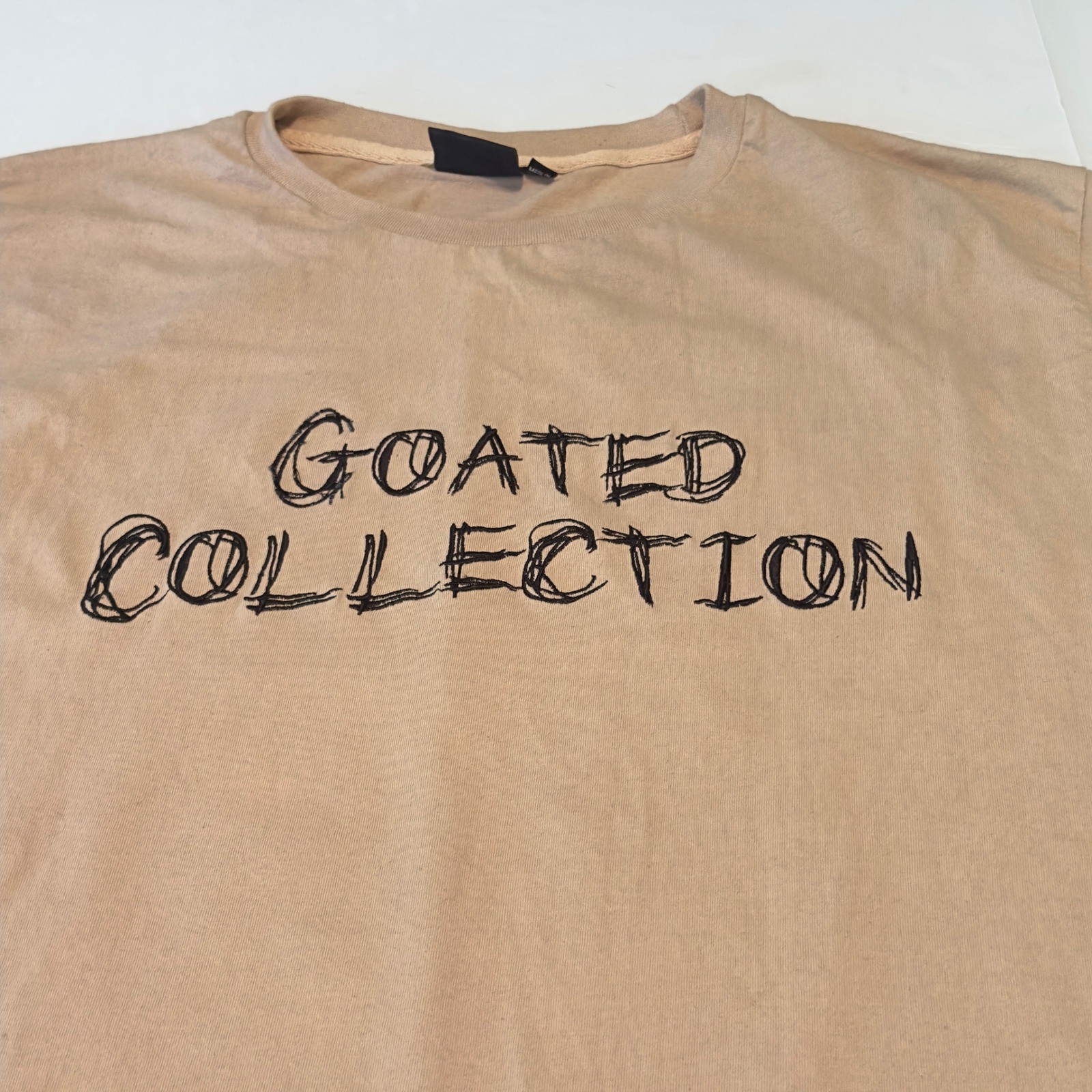 Goated Collection Tan Graphic T-Shirt Mens Large Streetwear Goat Rose Chain Tee