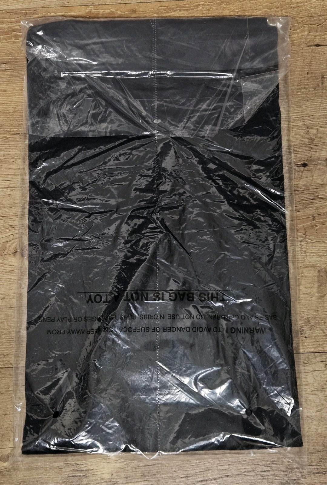 Size Medium – KAWS x Uniqlo Warhol Graphic 476352 Tee