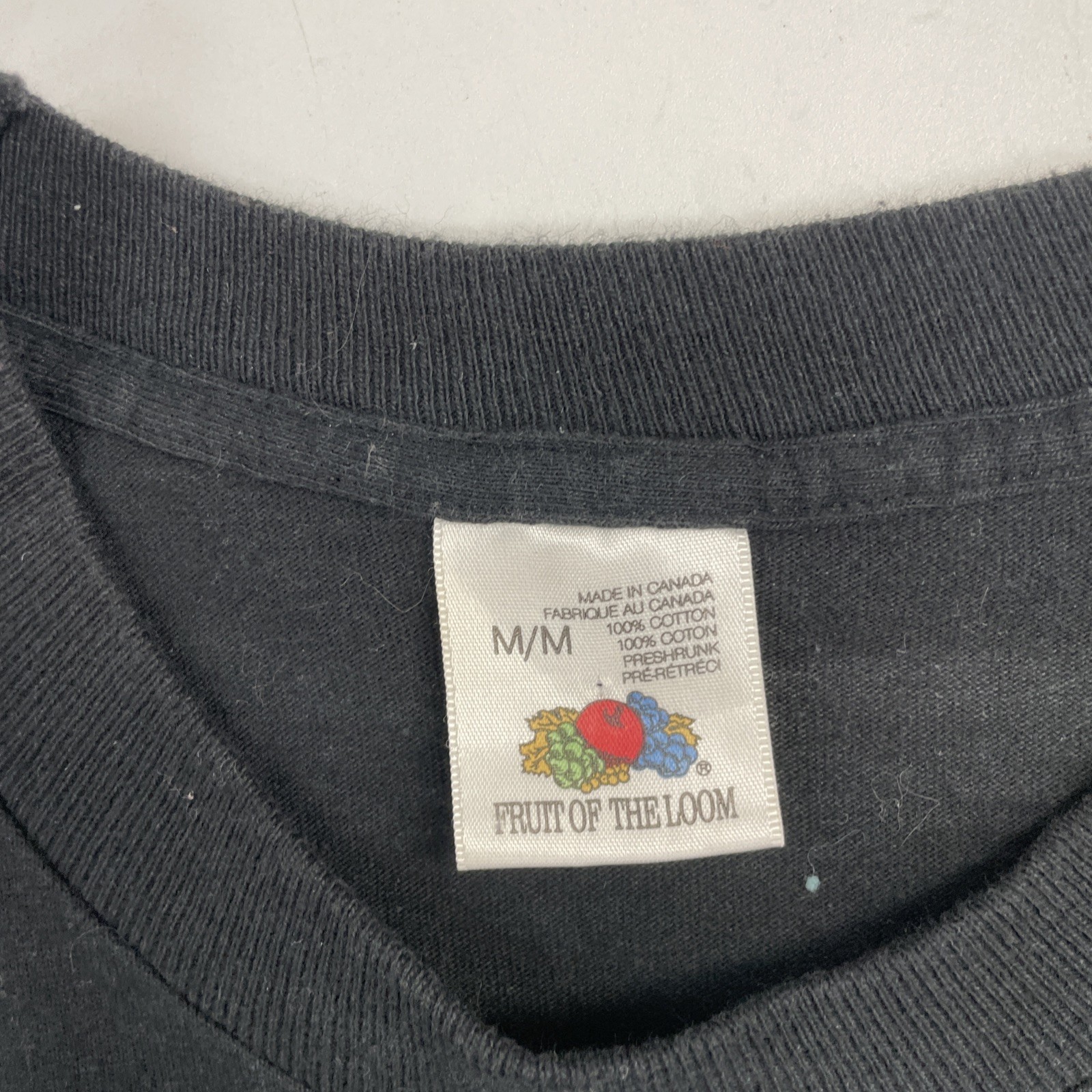 Vintage Love Sees No Color Racism Hurts Everybody T-Shirt Size Medium