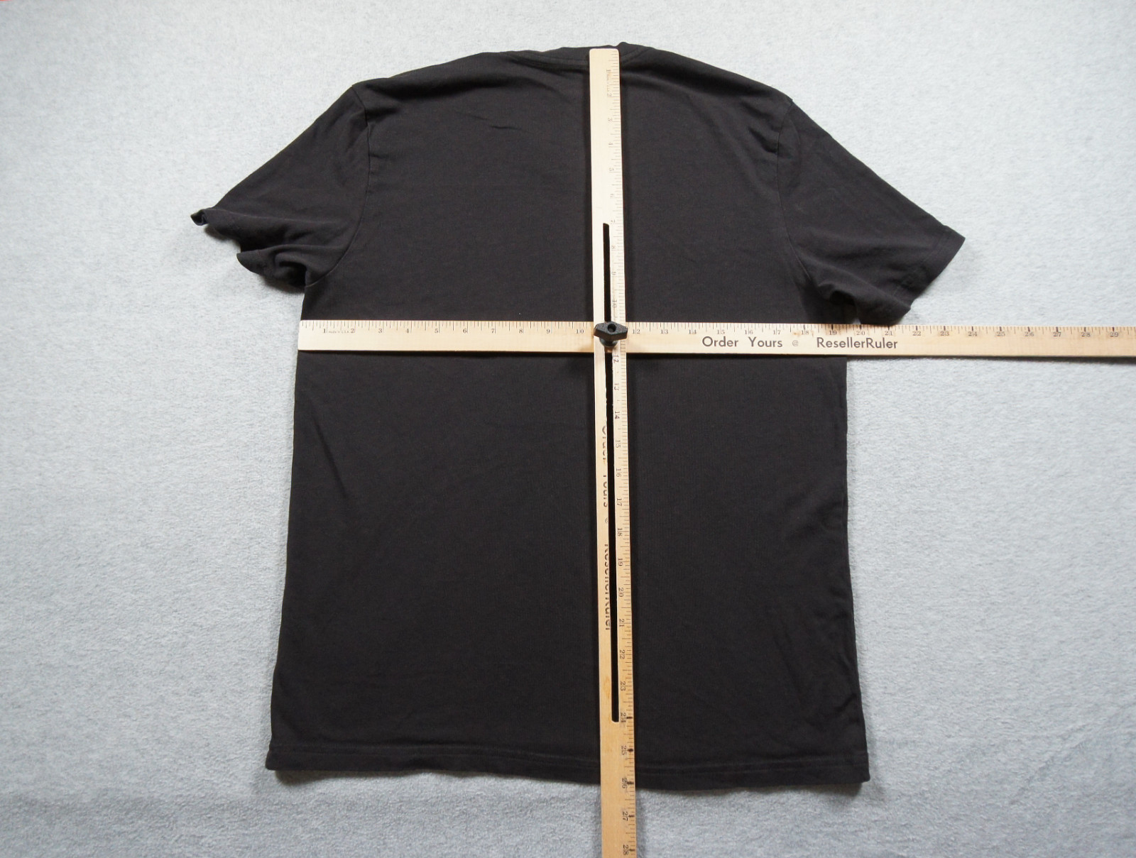 Quince Shirt Mens Medium Black Vneck Tee Short Sleeve Preppy Casual Adult